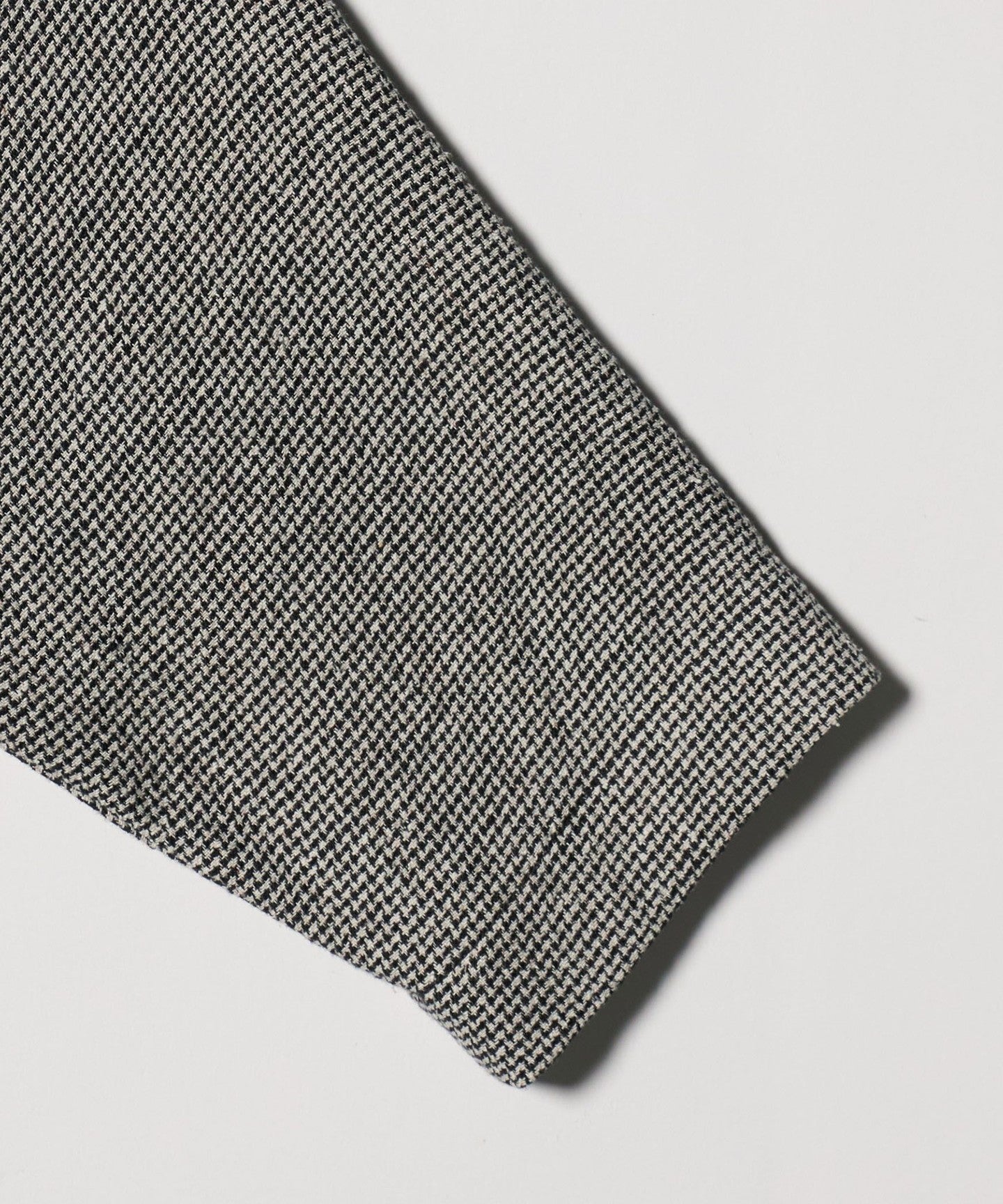 11114000033-d03.jpg