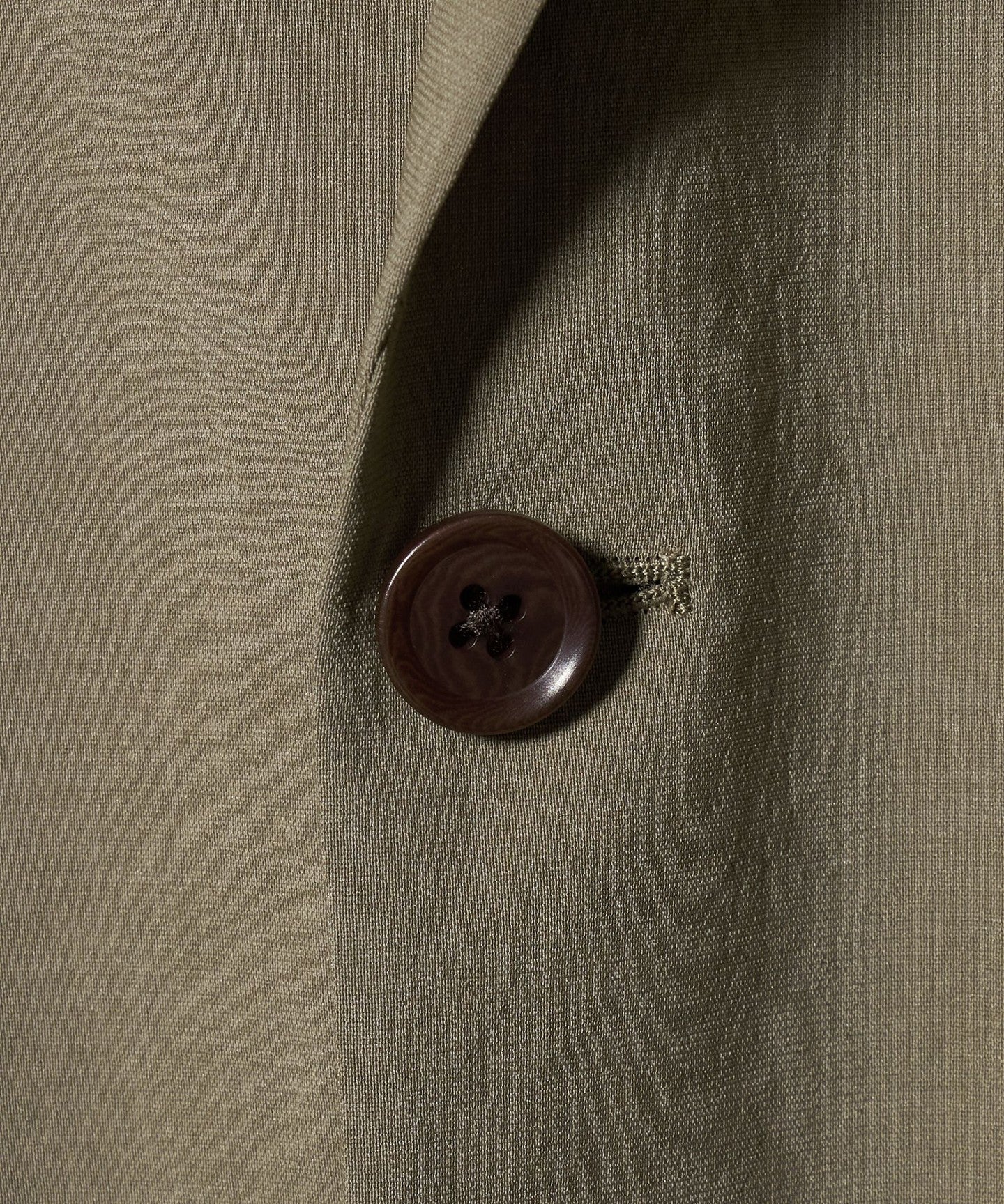11211270012-d20.jpg