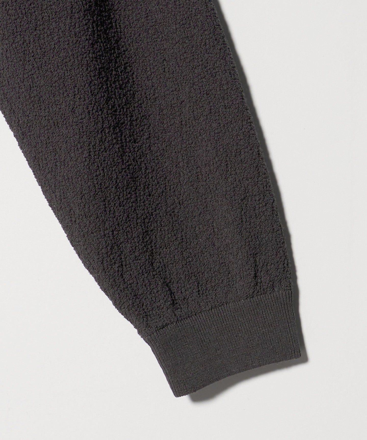 12131000053-d12.jpg
