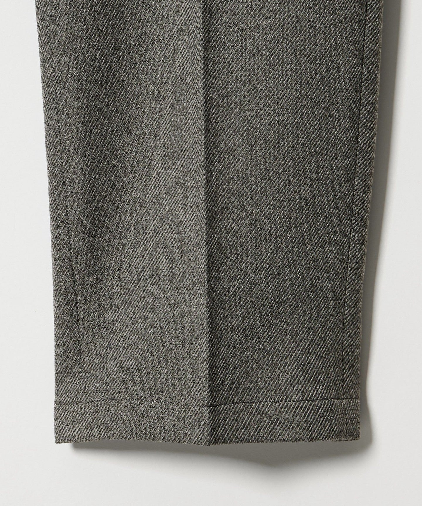 12141000022-d30.jpg