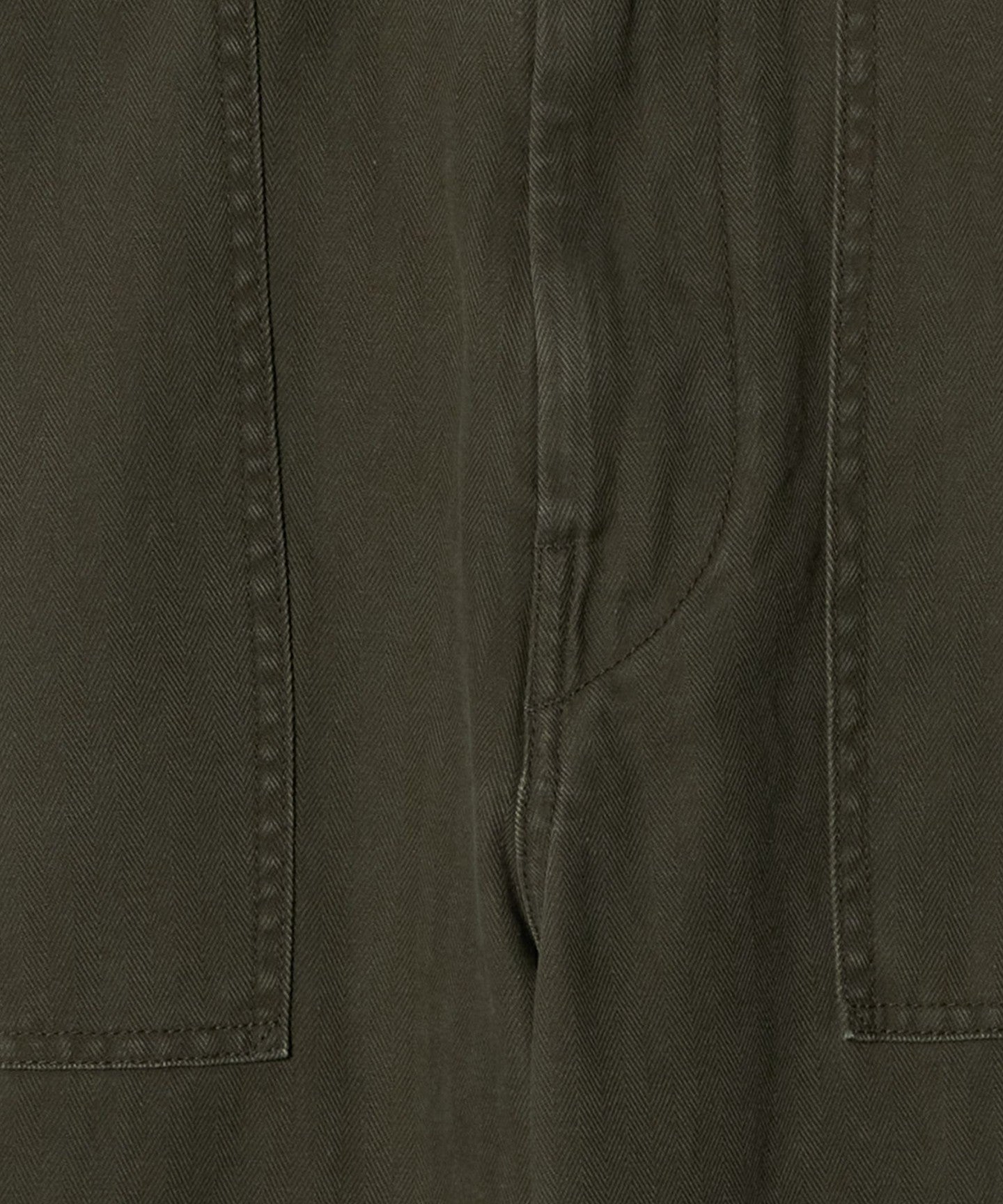 12141000078-d17.jpg