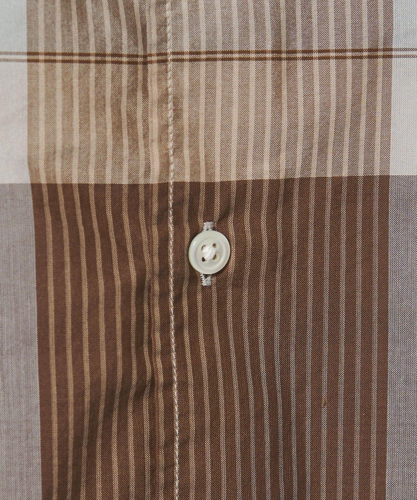 12166000002-d04.jpg