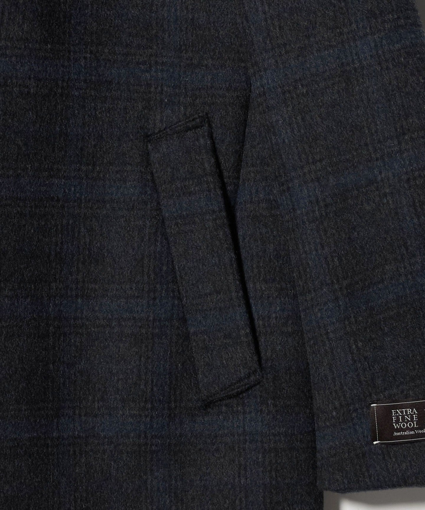12251000007-d04.jpg