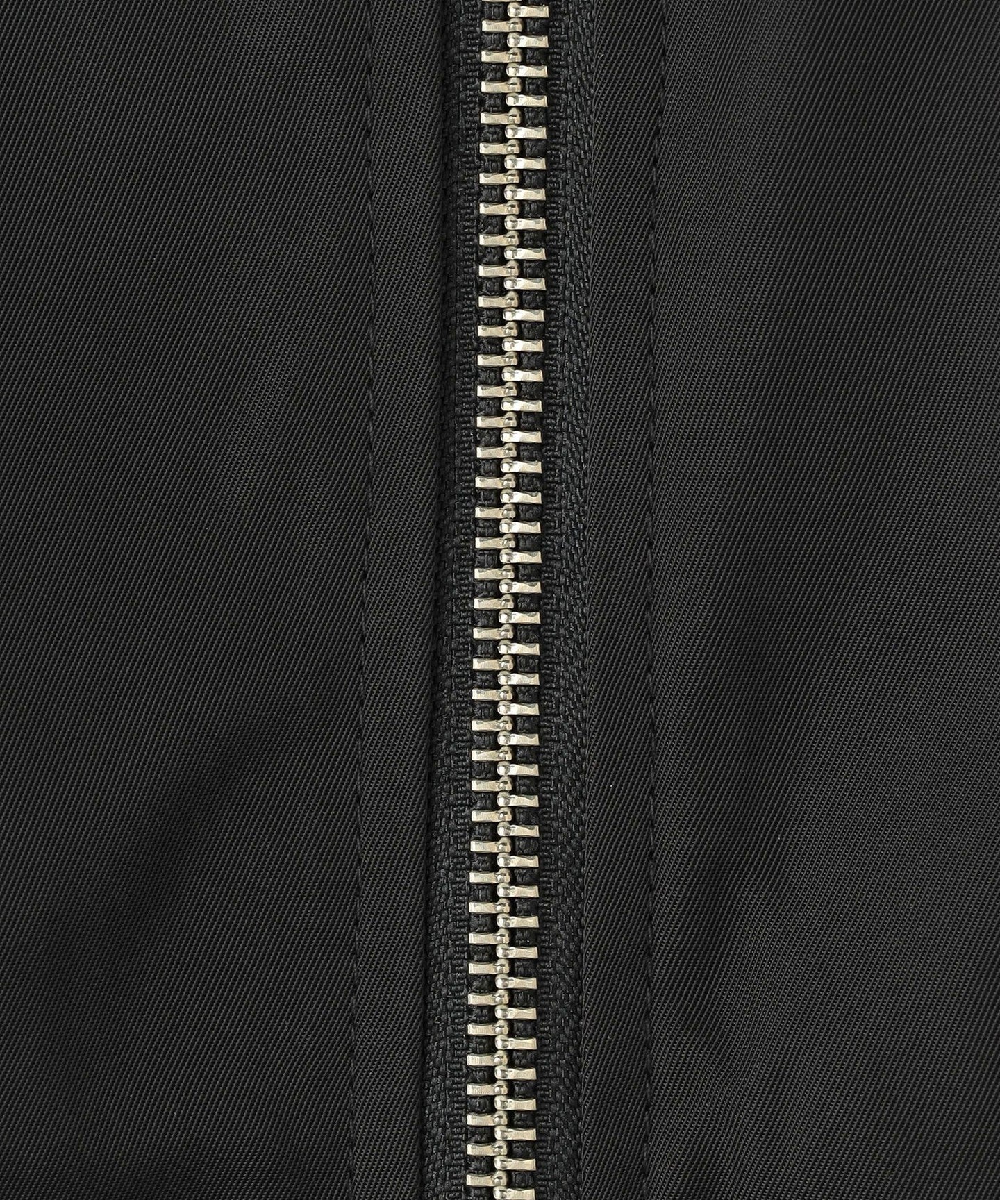 12256040043-d18.jpg
