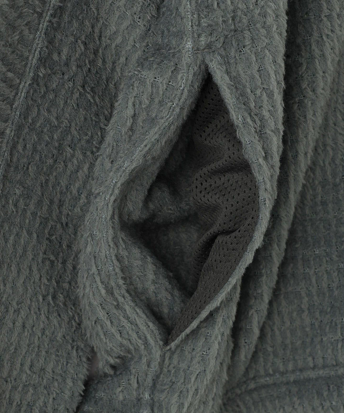 12272250851-d10.jpg