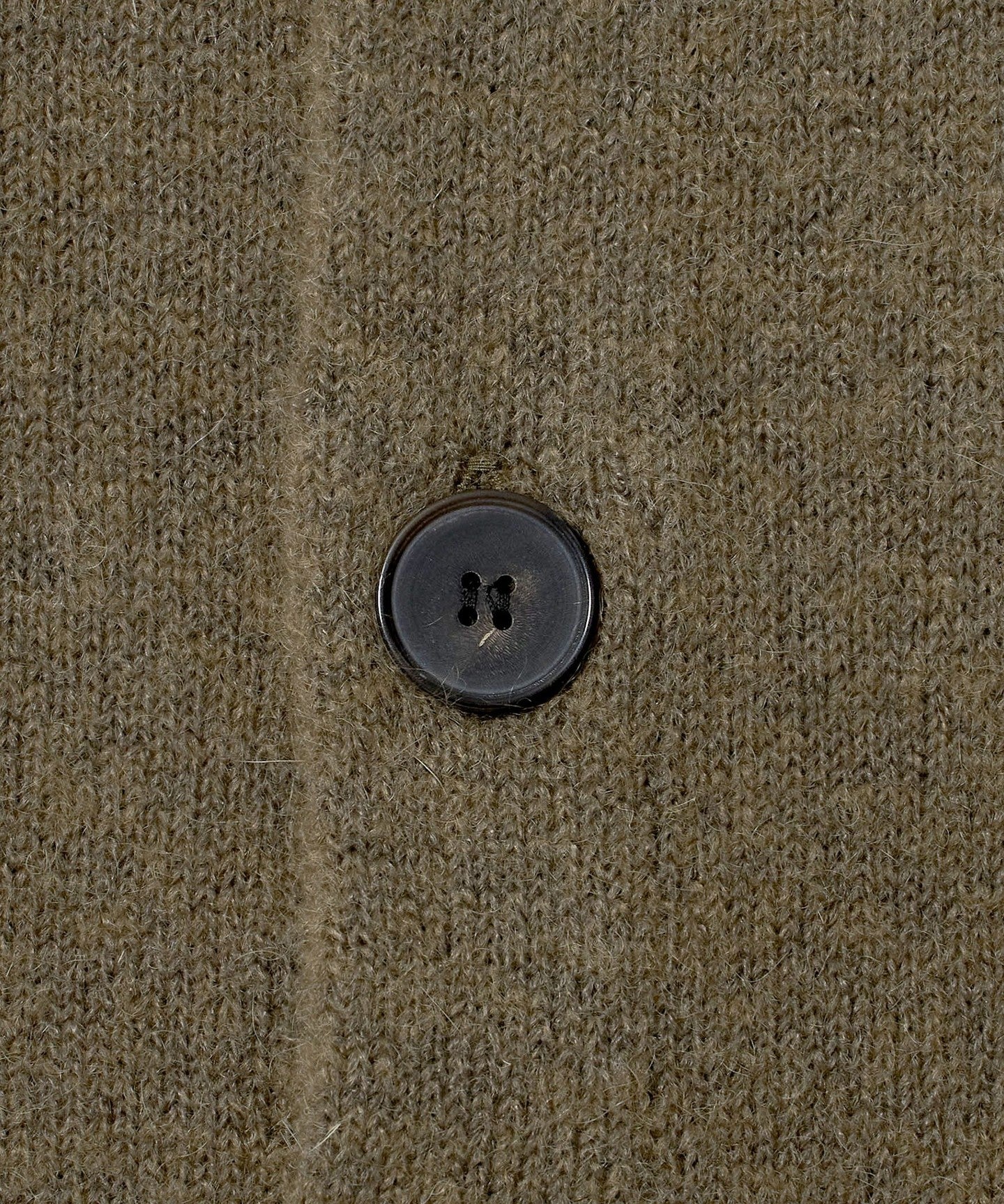 12281000044-d04.jpg