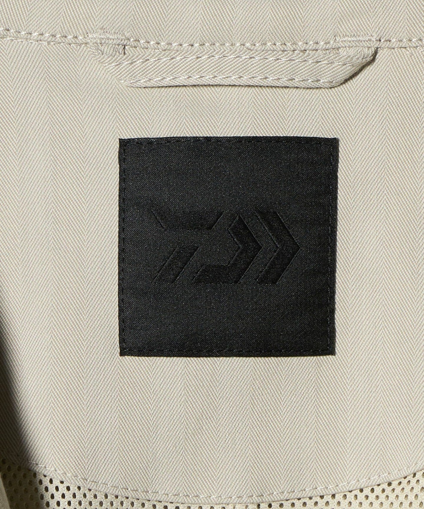 12545000035-d20.jpg