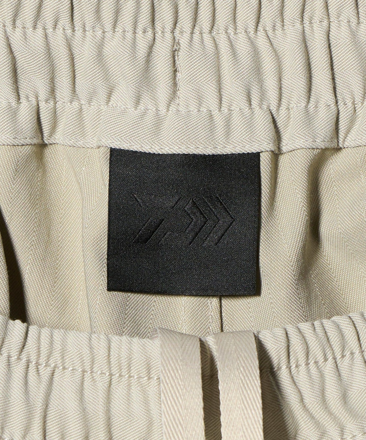 12545000037-d13.jpg