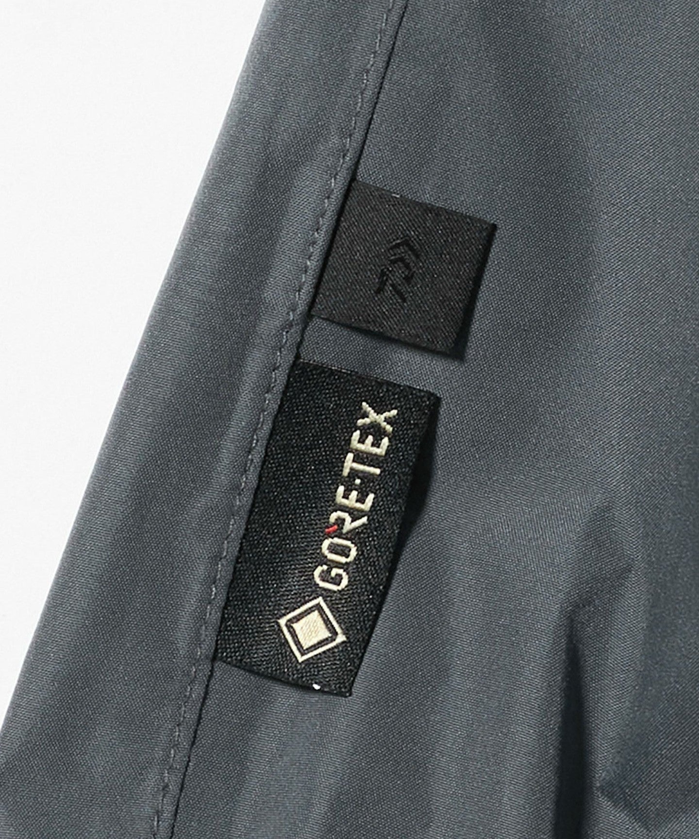 12545000040-d05.jpg