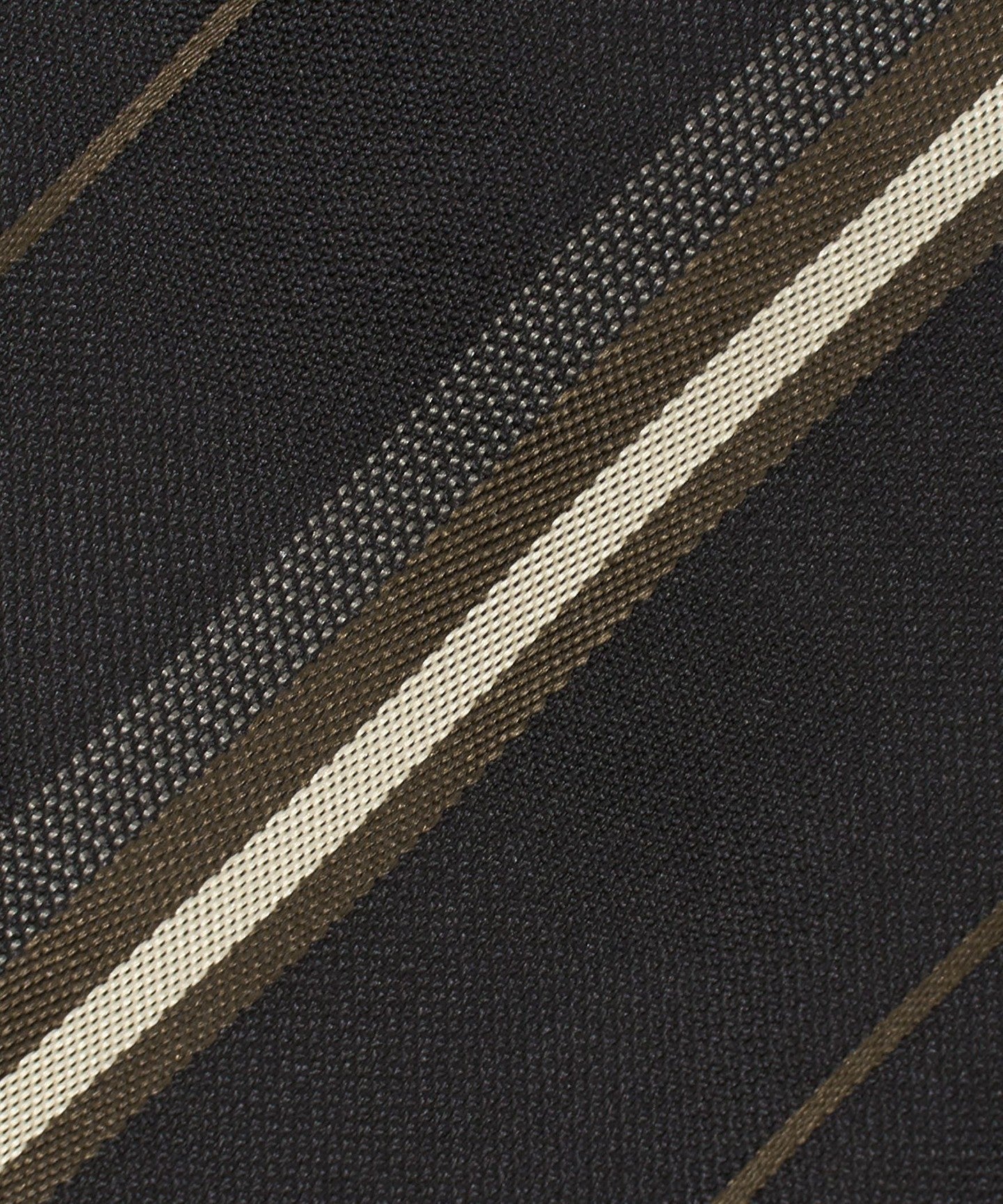 13346000030-d03.jpg