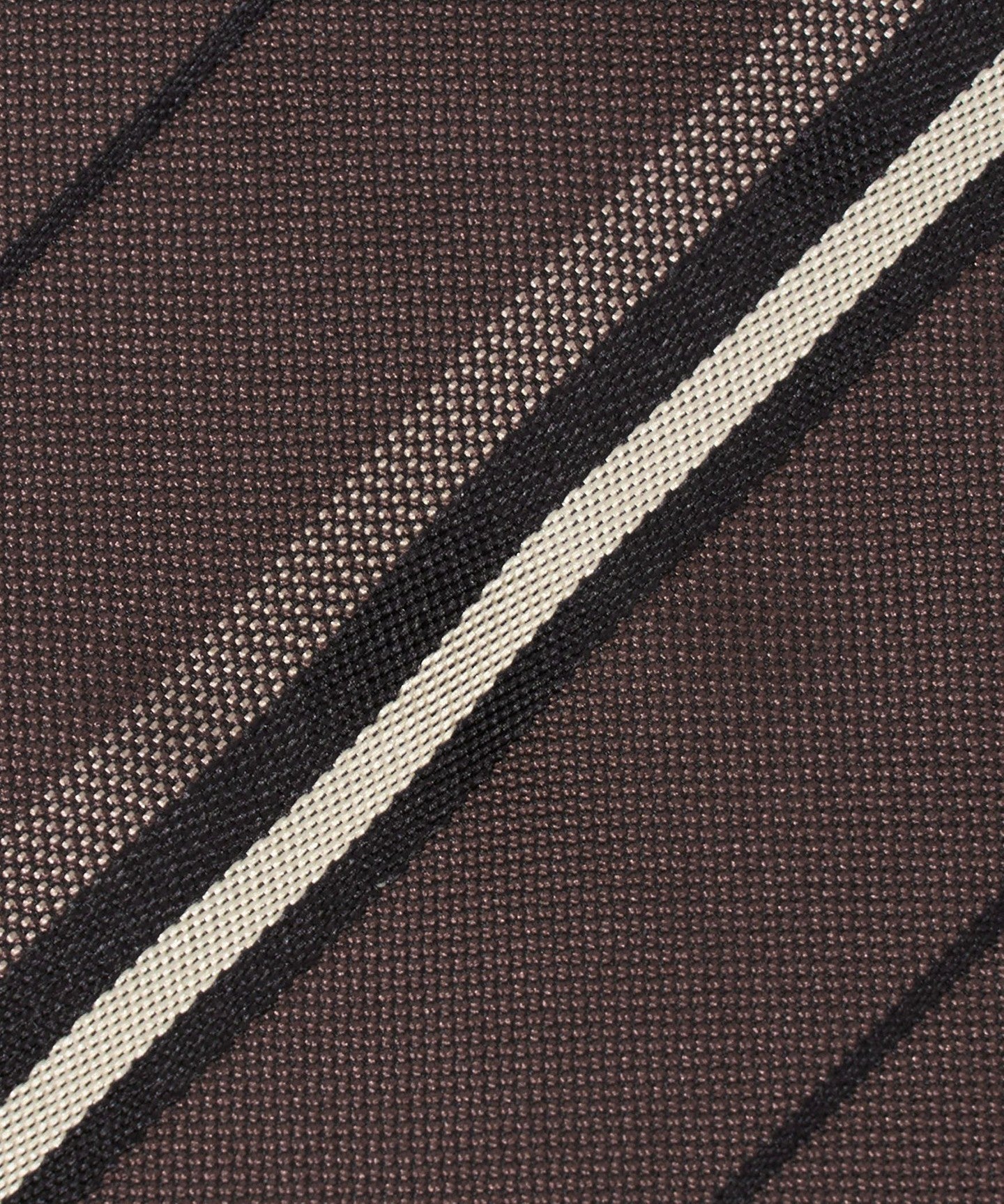 13346000030-d05.jpg