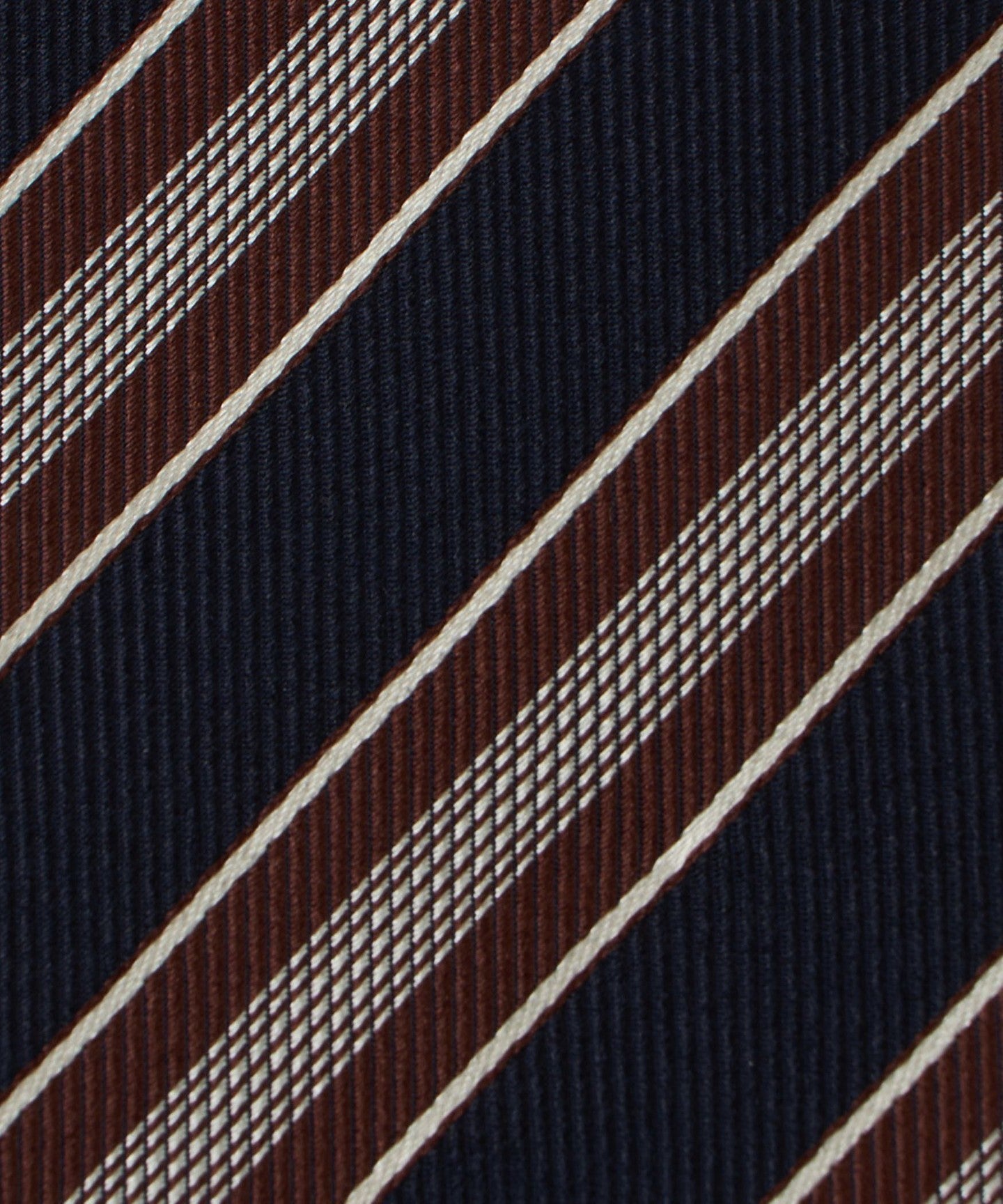 13346000047-d05.jpg