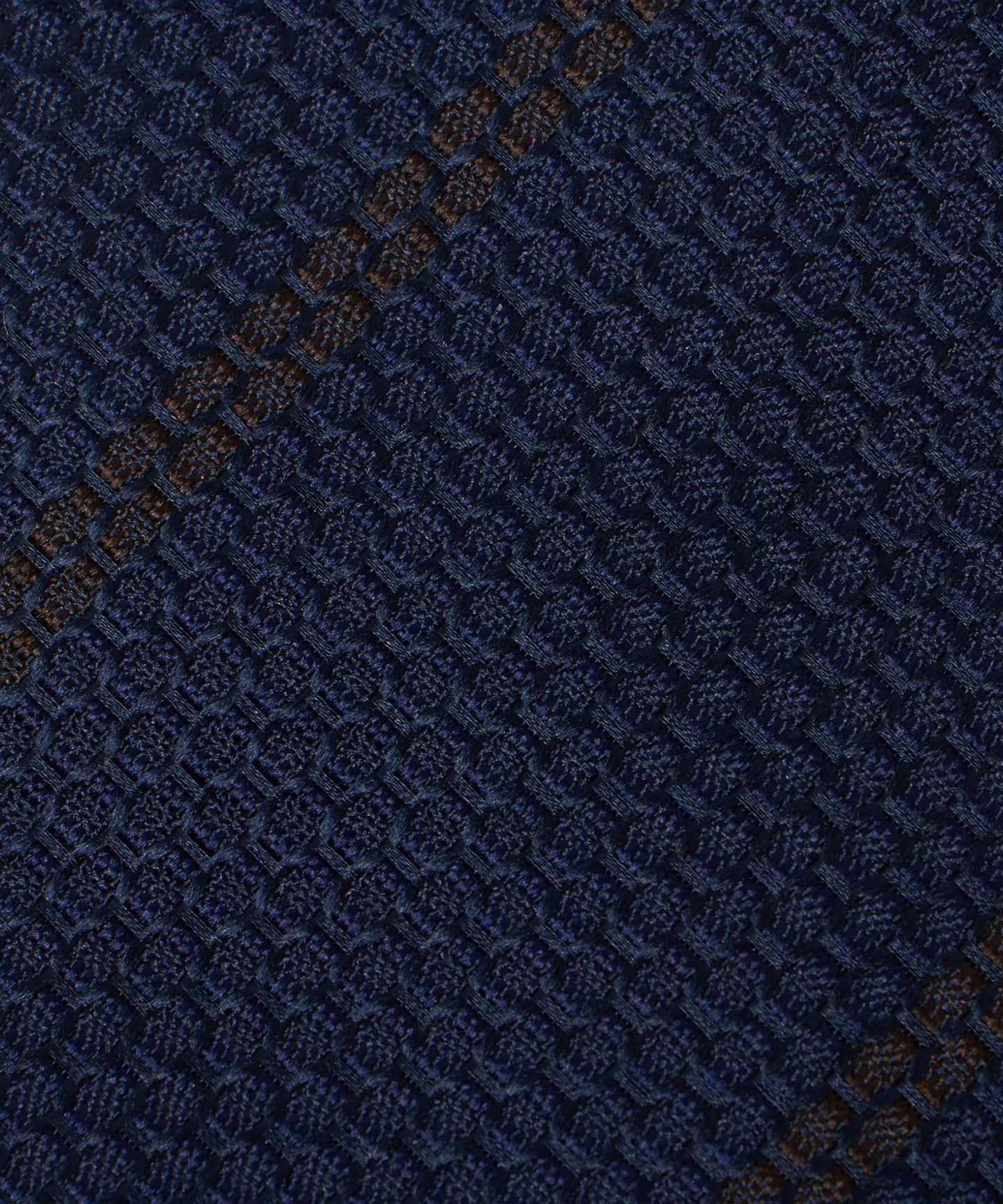 13346000121-d07.jpg