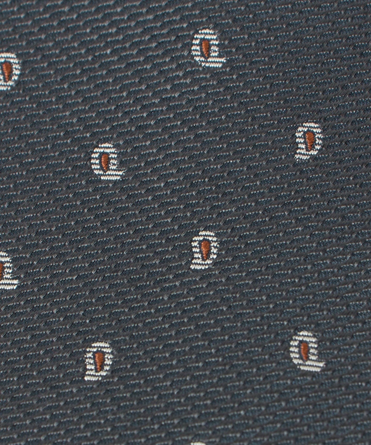 13346000197-d03.jpg