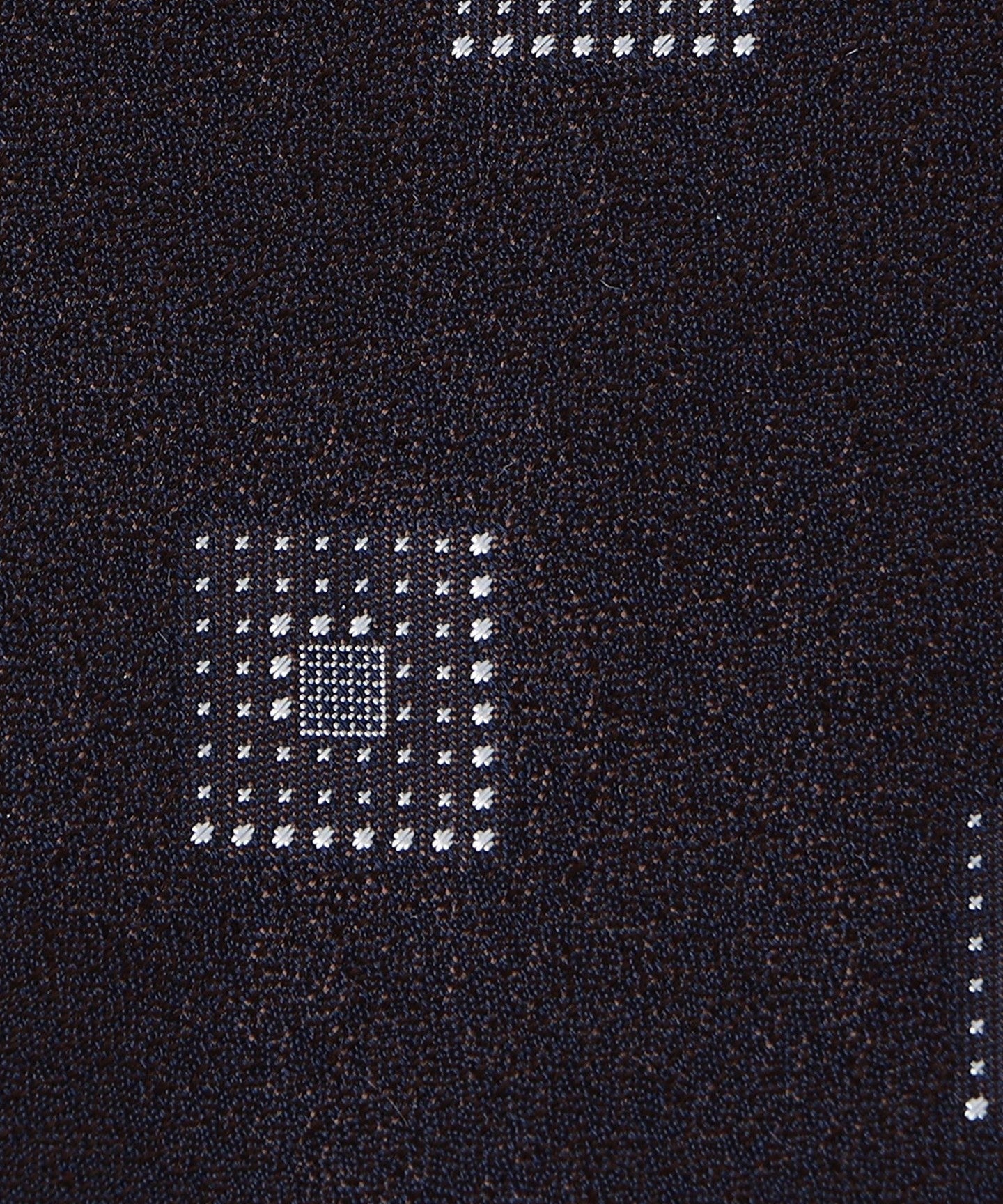 13346990844-d05.jpg
