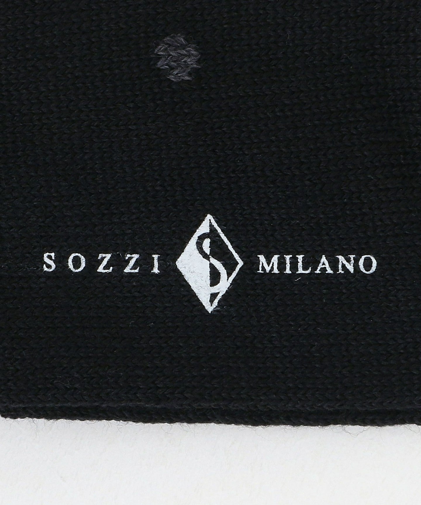 13353000001-d07.jpg