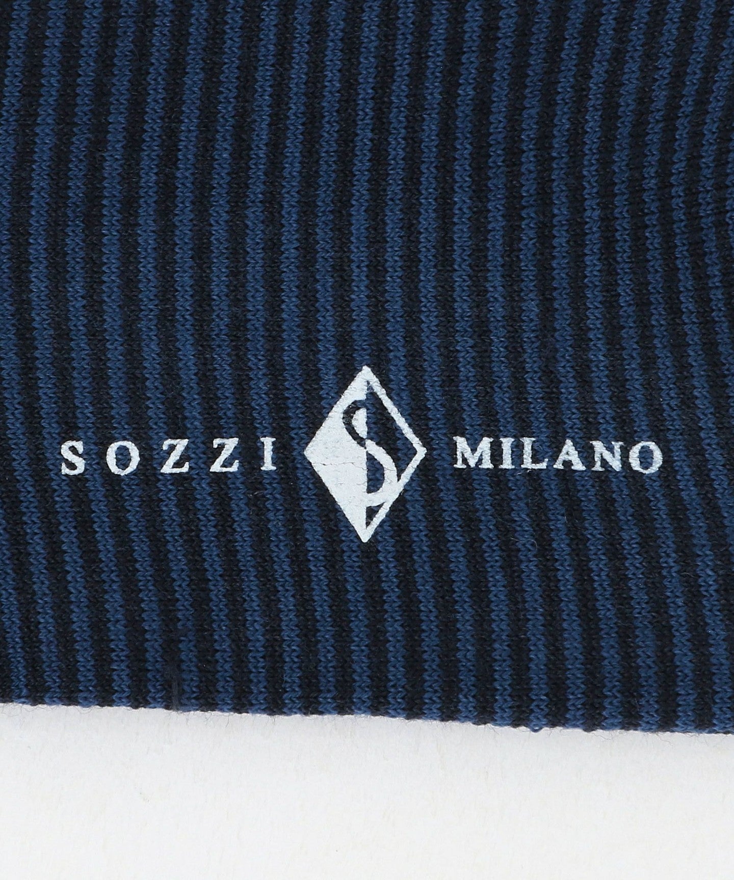 13353000005-d07.jpg