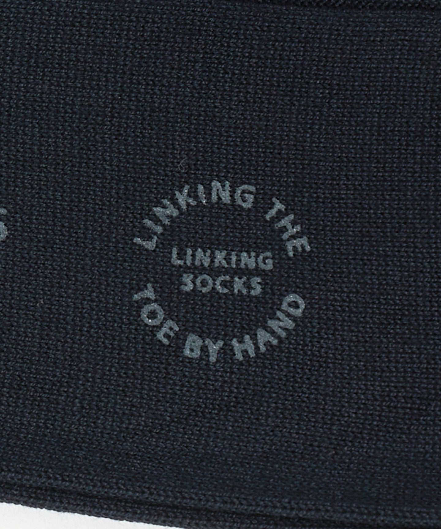 13356992972-d11.jpg