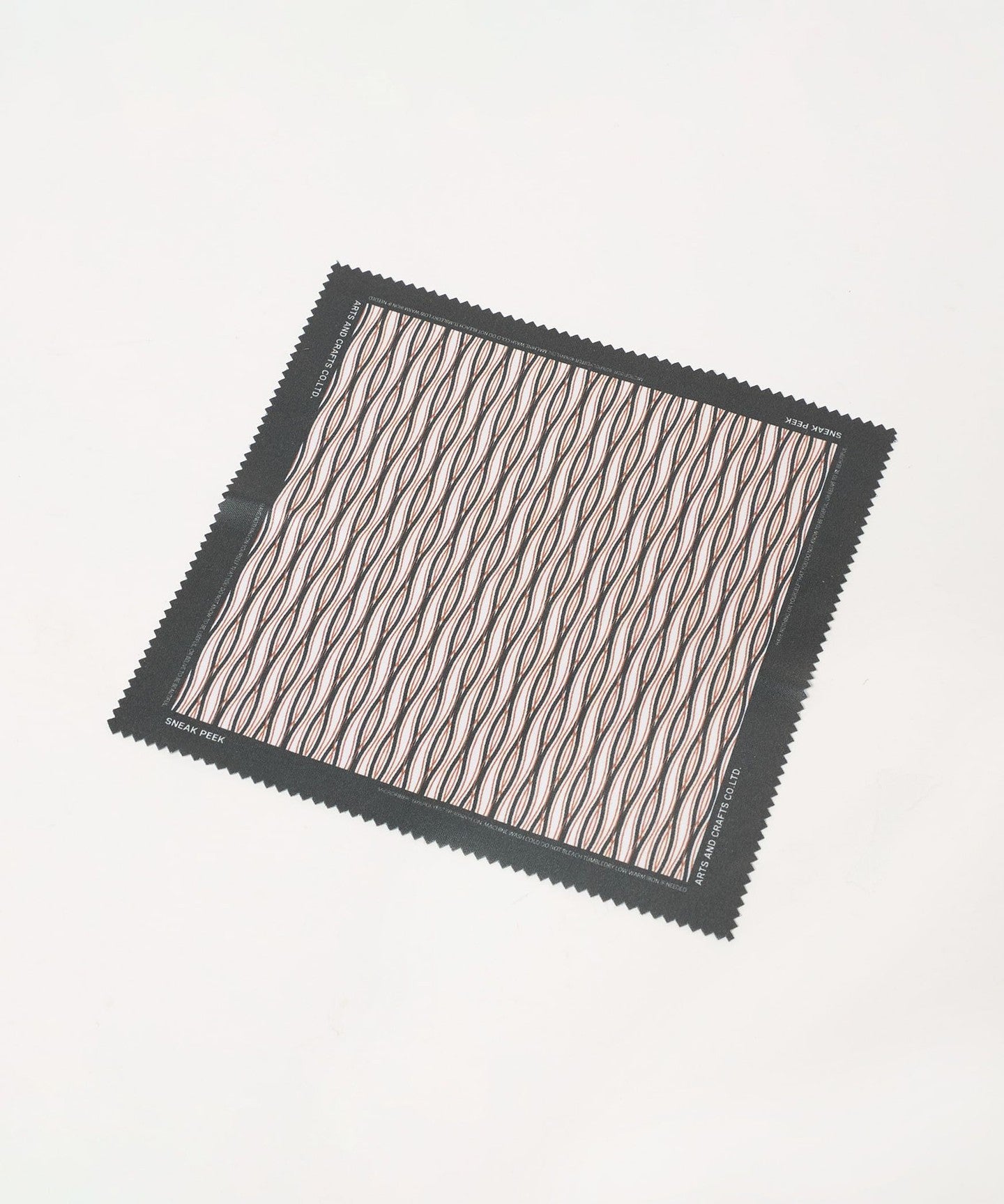 13445000093-d11.jpg