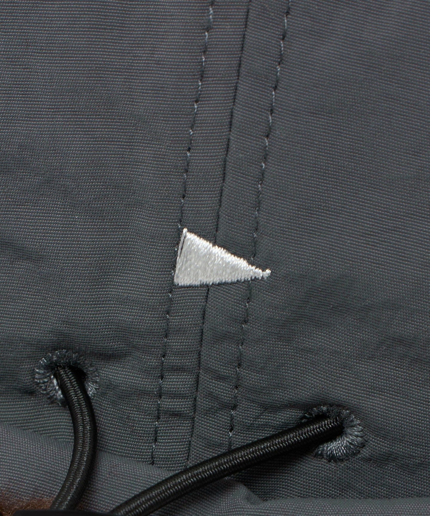 14385000009-d18.jpg