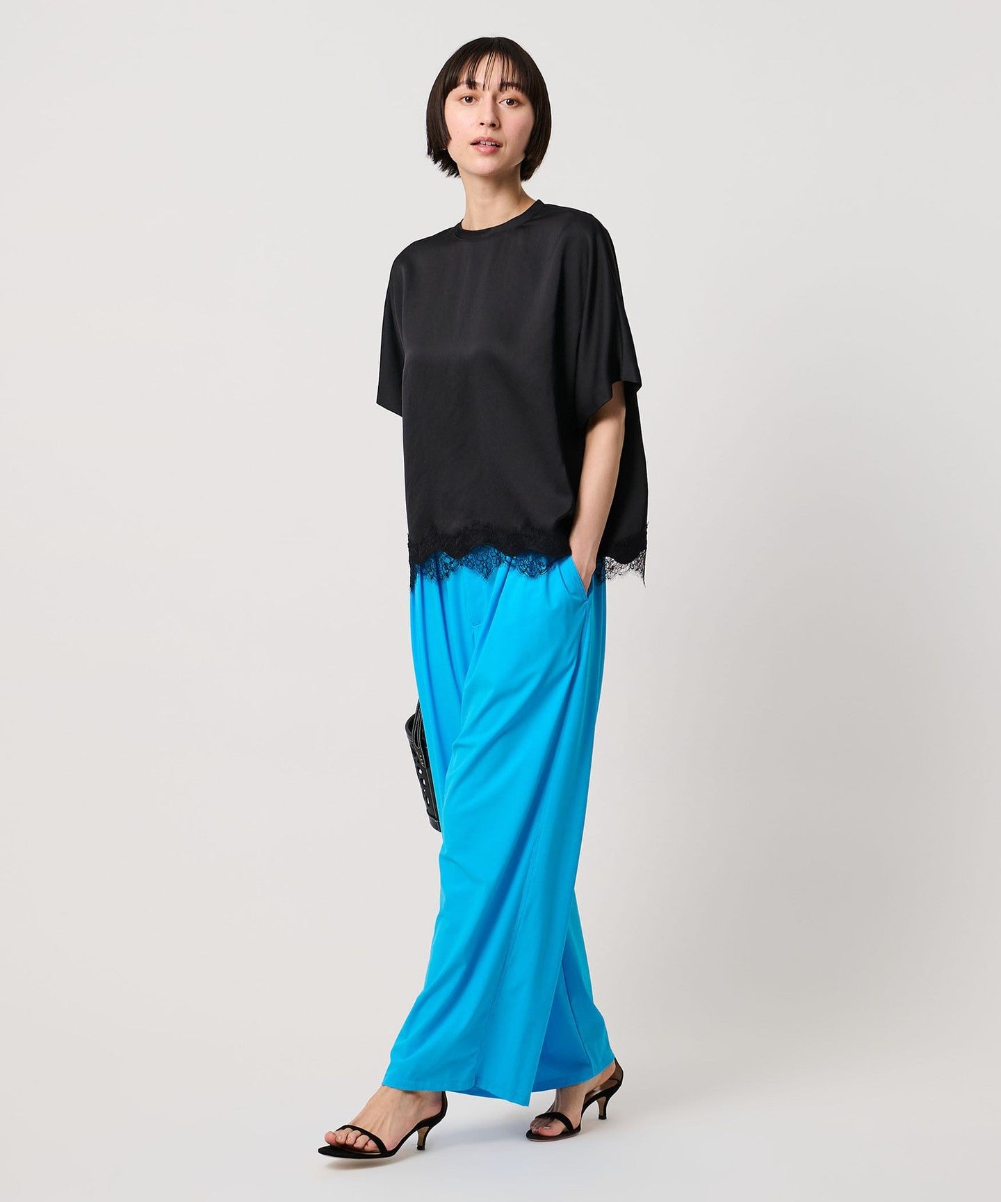15141000012-d03.jpg