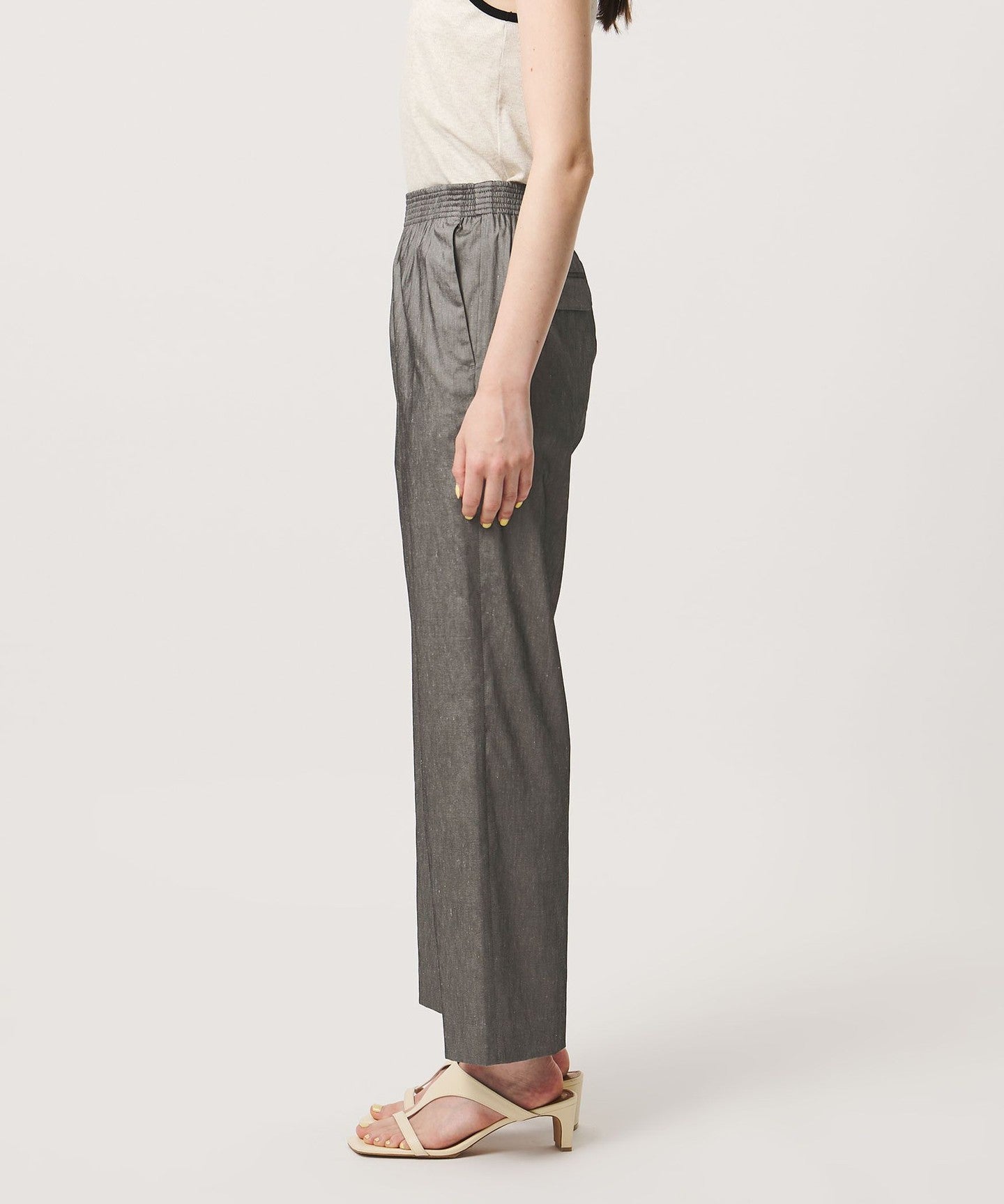 15141990027-d09.jpg