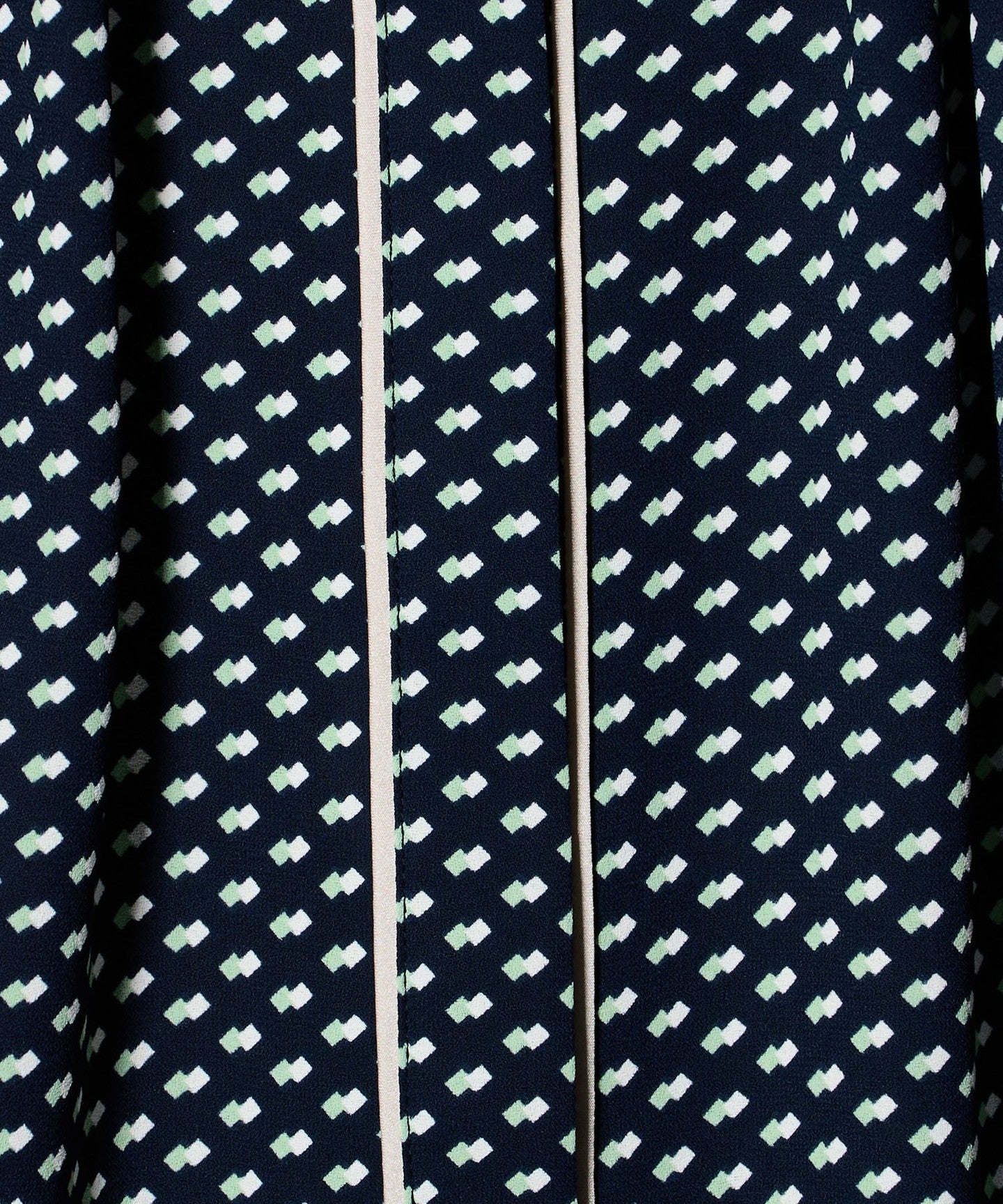 15216991348-d37.jpg