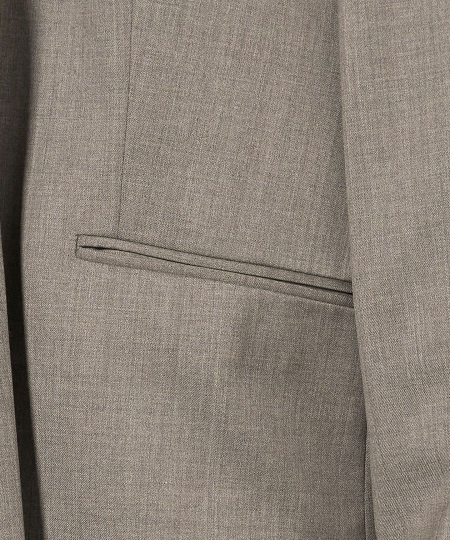15222685503-d16.jpg