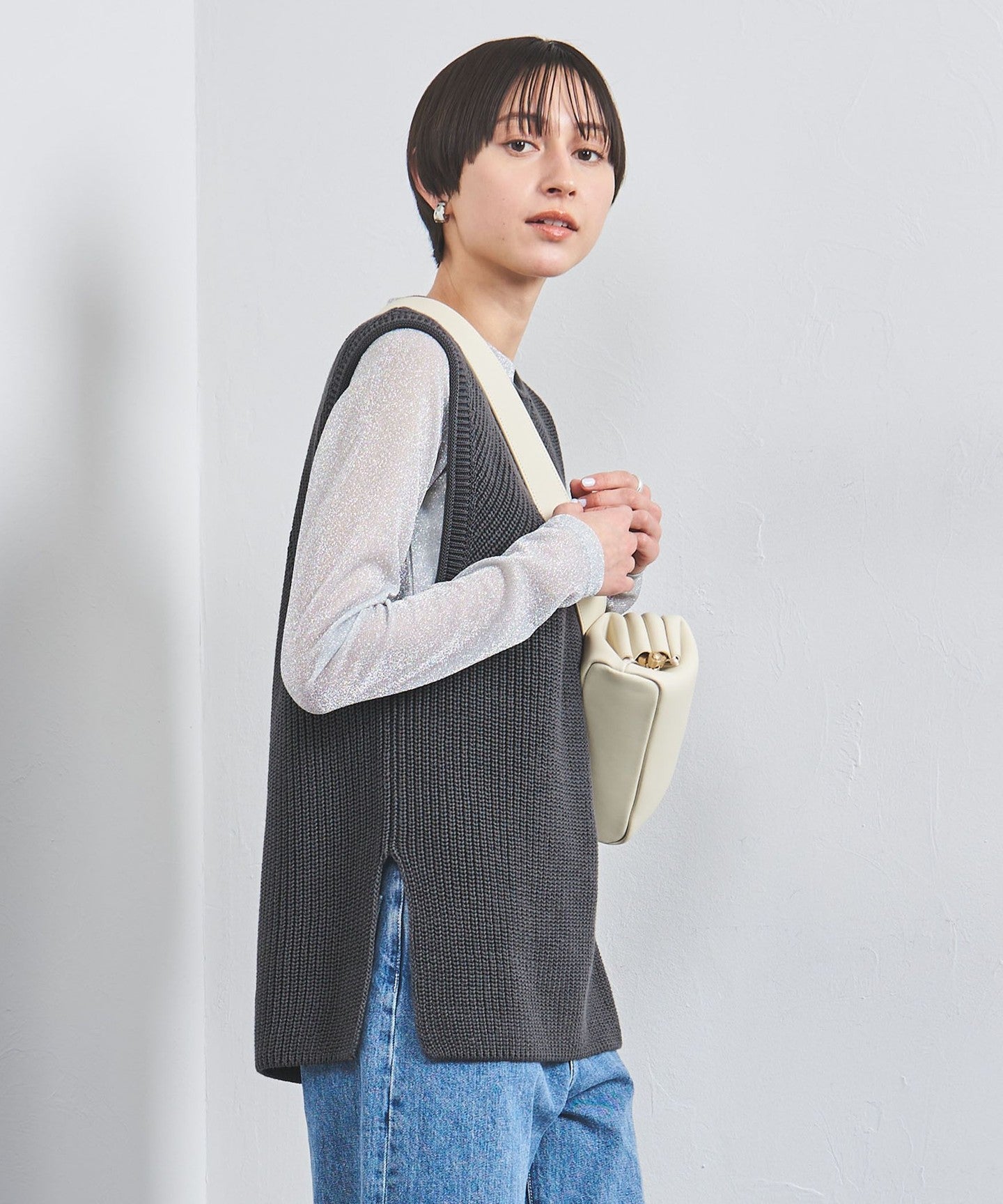 15785991792-d05.jpg