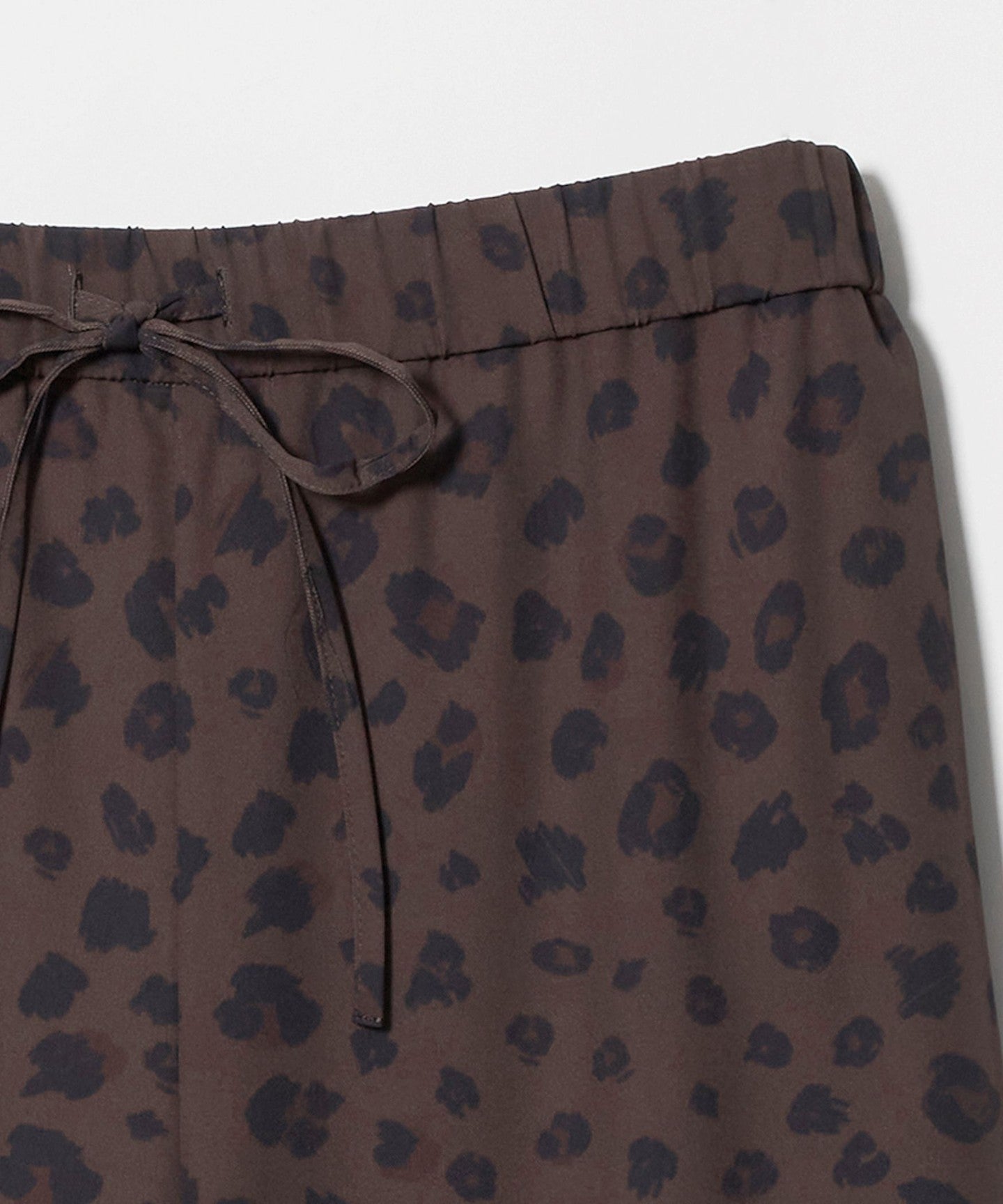 16141000105-d02.jpg