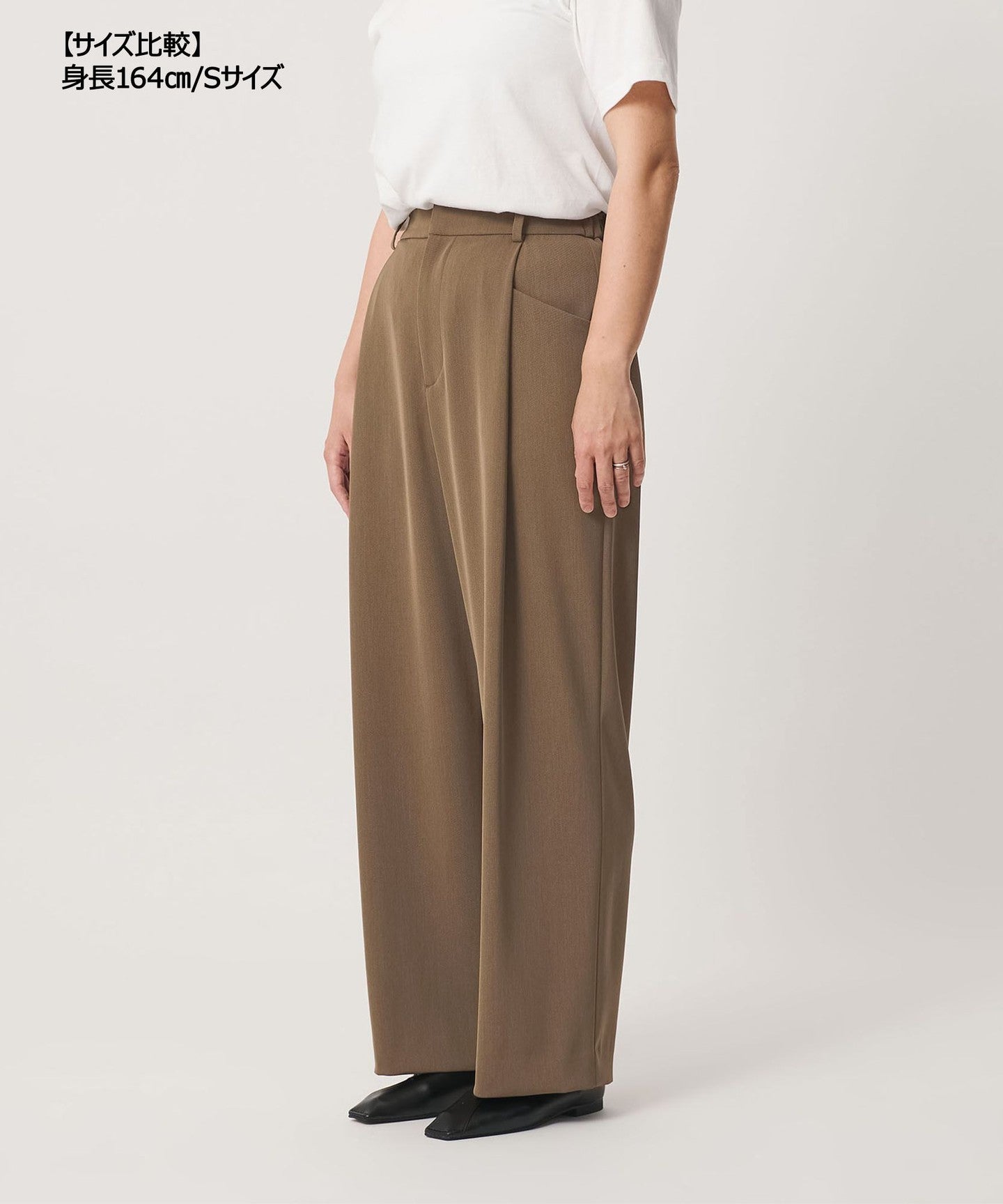 16142000031-d20.jpg