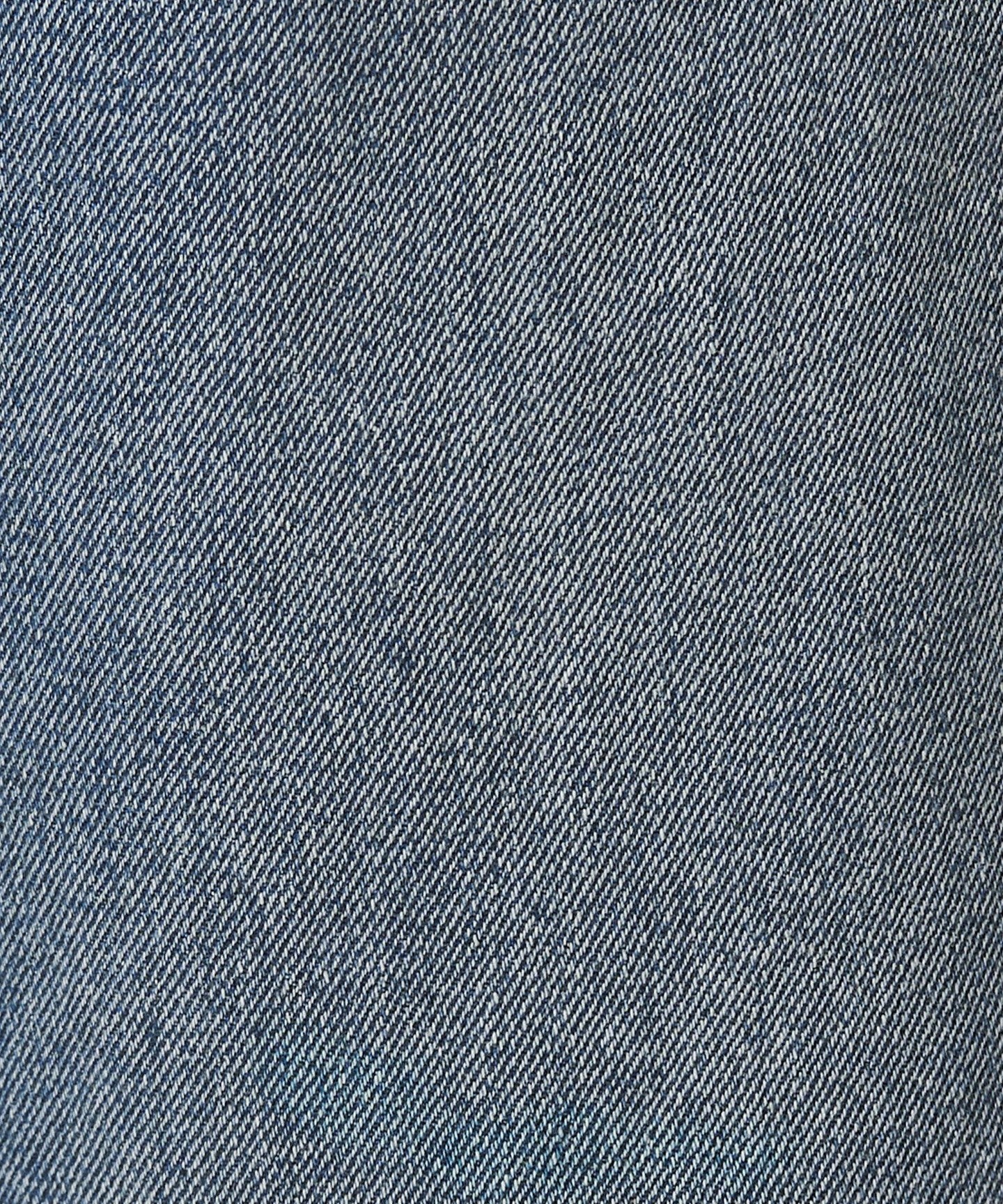 16146000023-d22.jpg