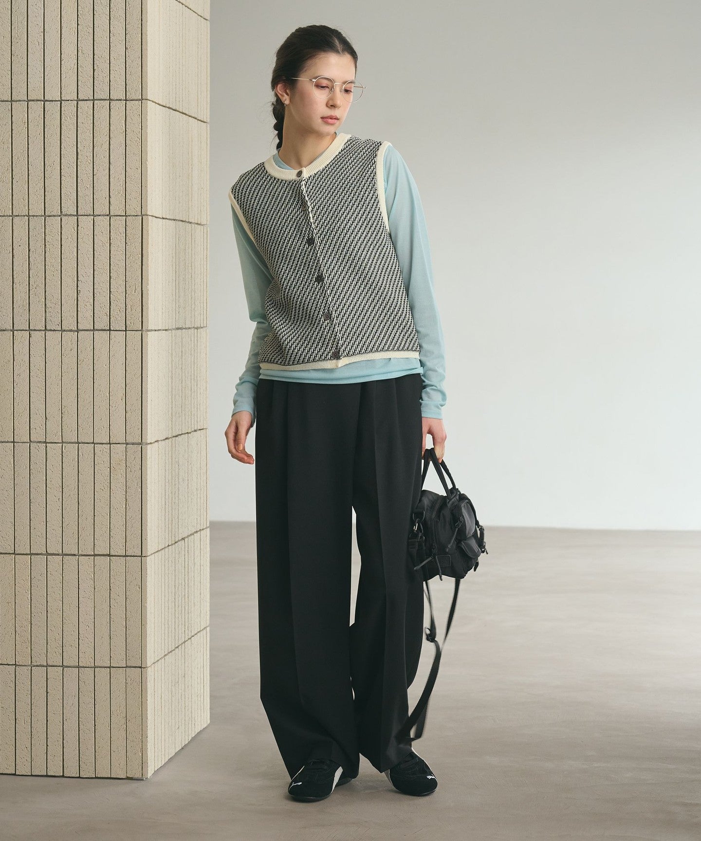 16181000006-d06.jpg