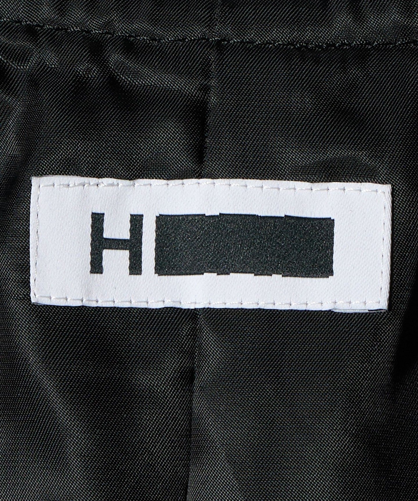 16251000022-d13.jpg