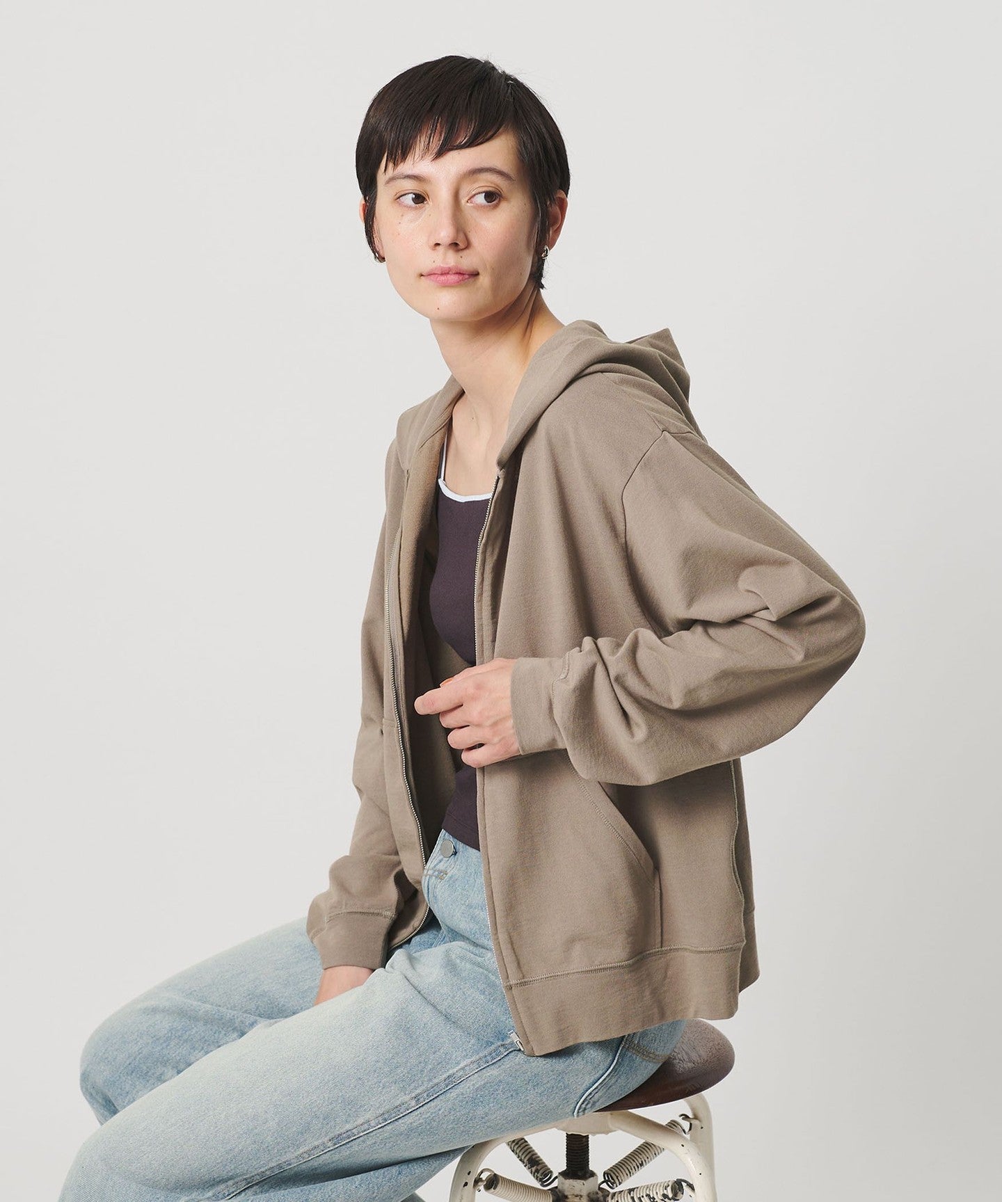 16271000006-d02.jpg