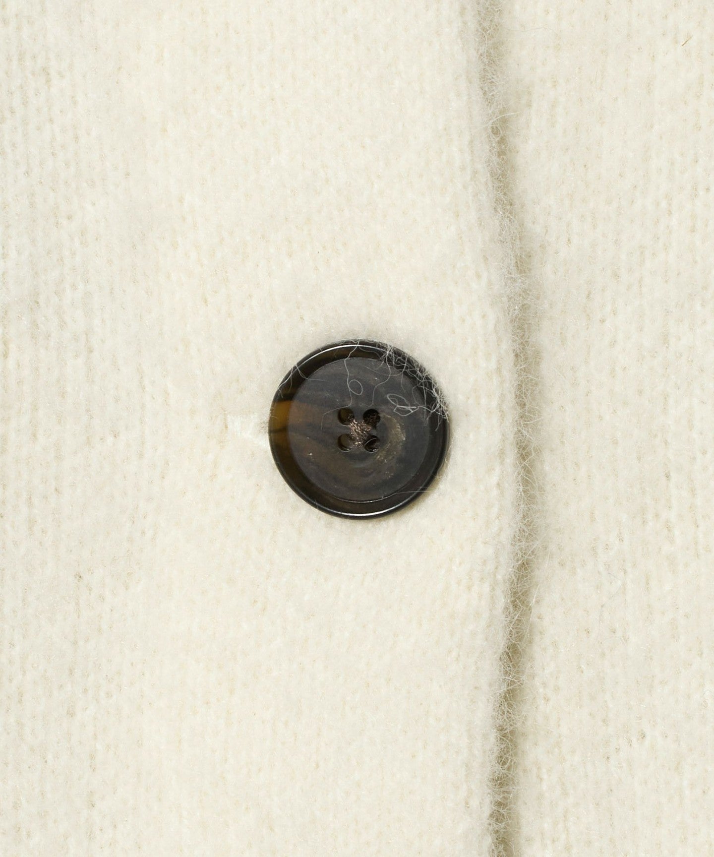 16281000022-d20.jpg
