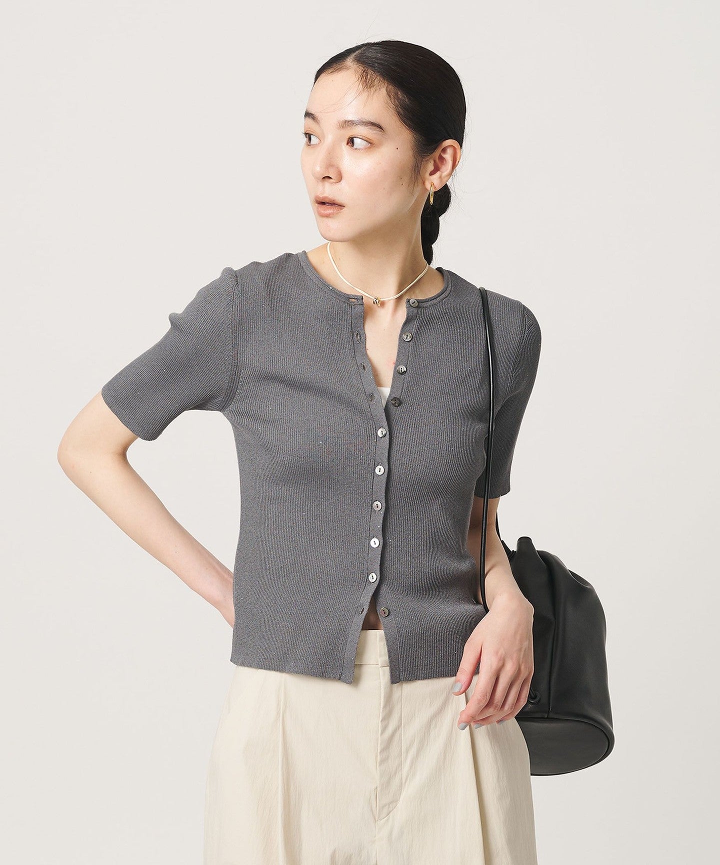 16281000041-d06.jpg