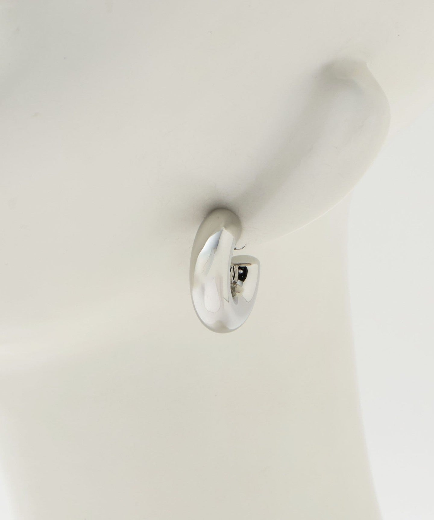 17336000033-d07.jpg
