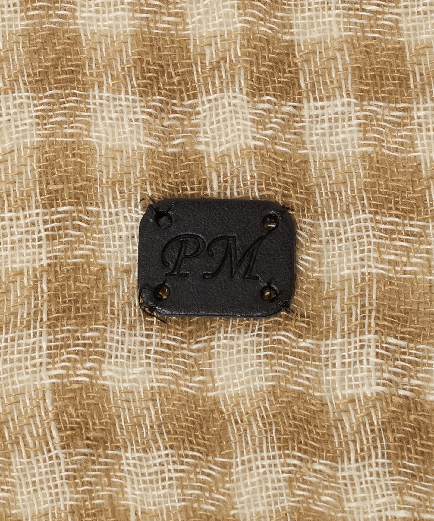 17364000007-d08.jpg