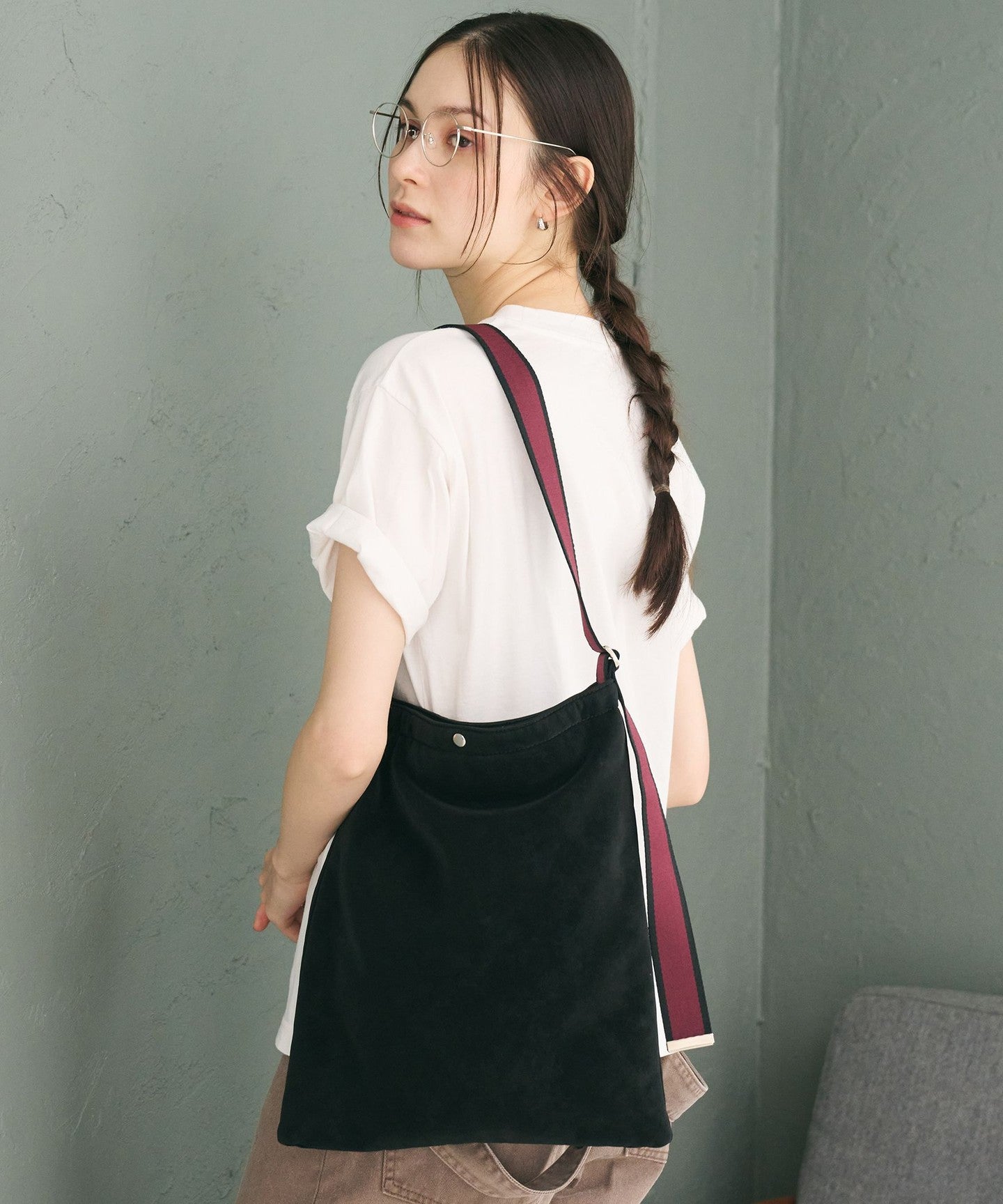 18326000021-d01.jpg