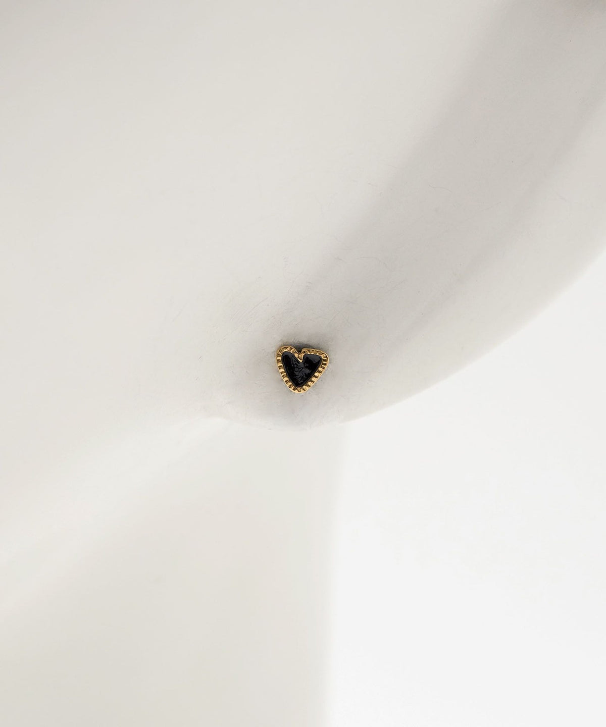 <PREEK>YU-KIN TINY HEART EARRINGS/耳環