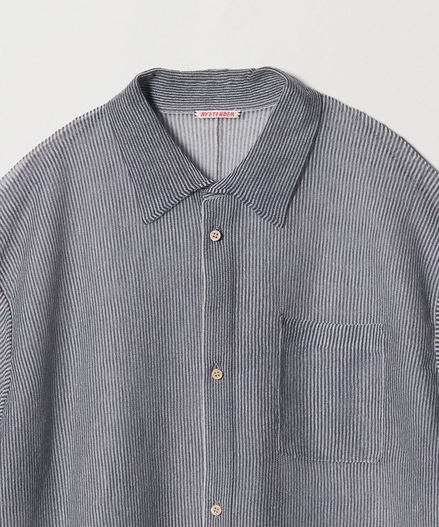 31165000000-d04.jpg