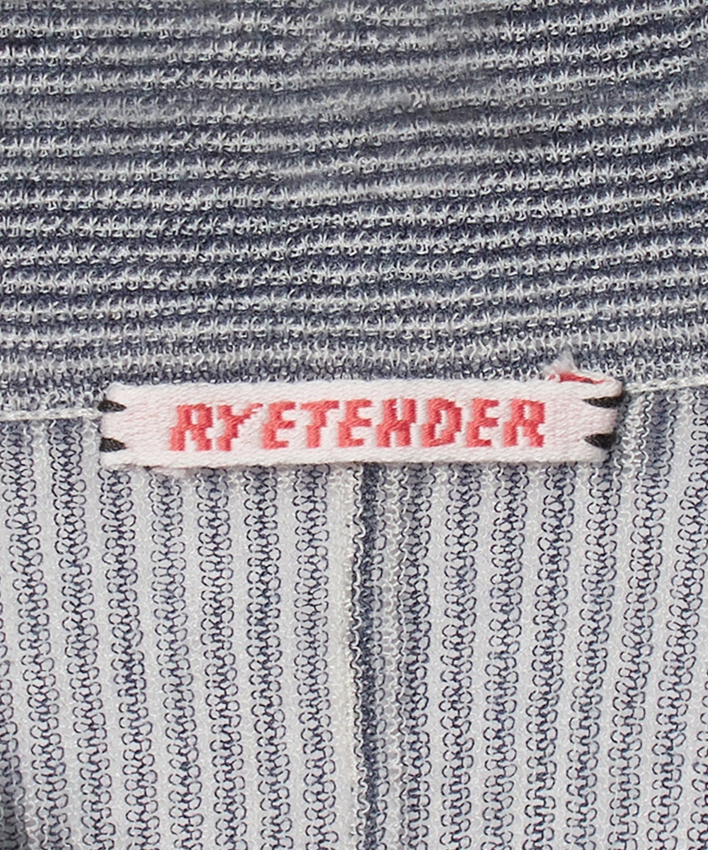 31165000000-d09.jpg