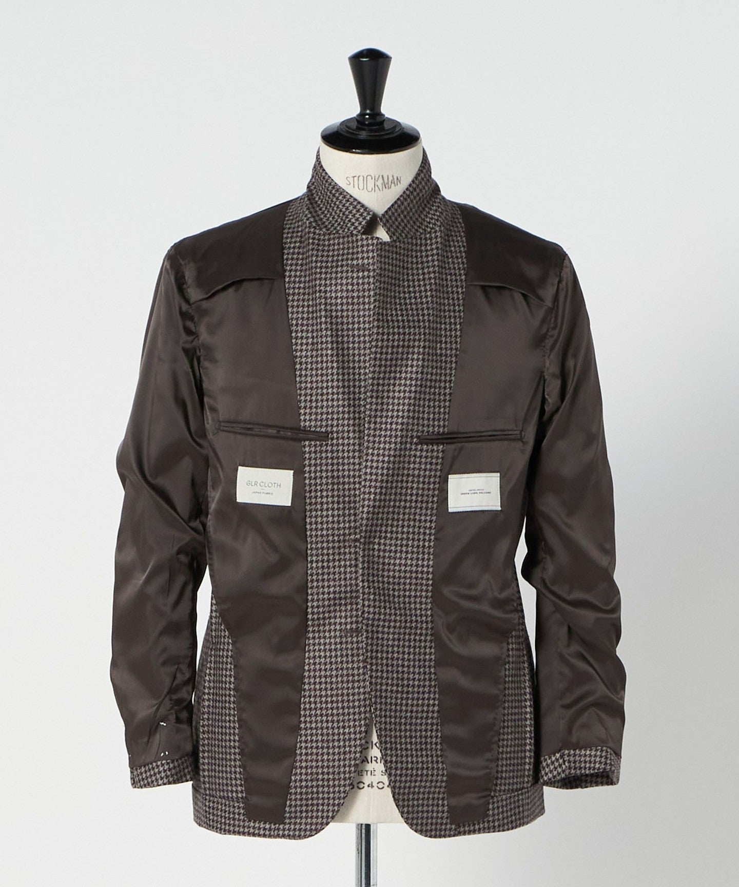 31221101751-d25.jpg