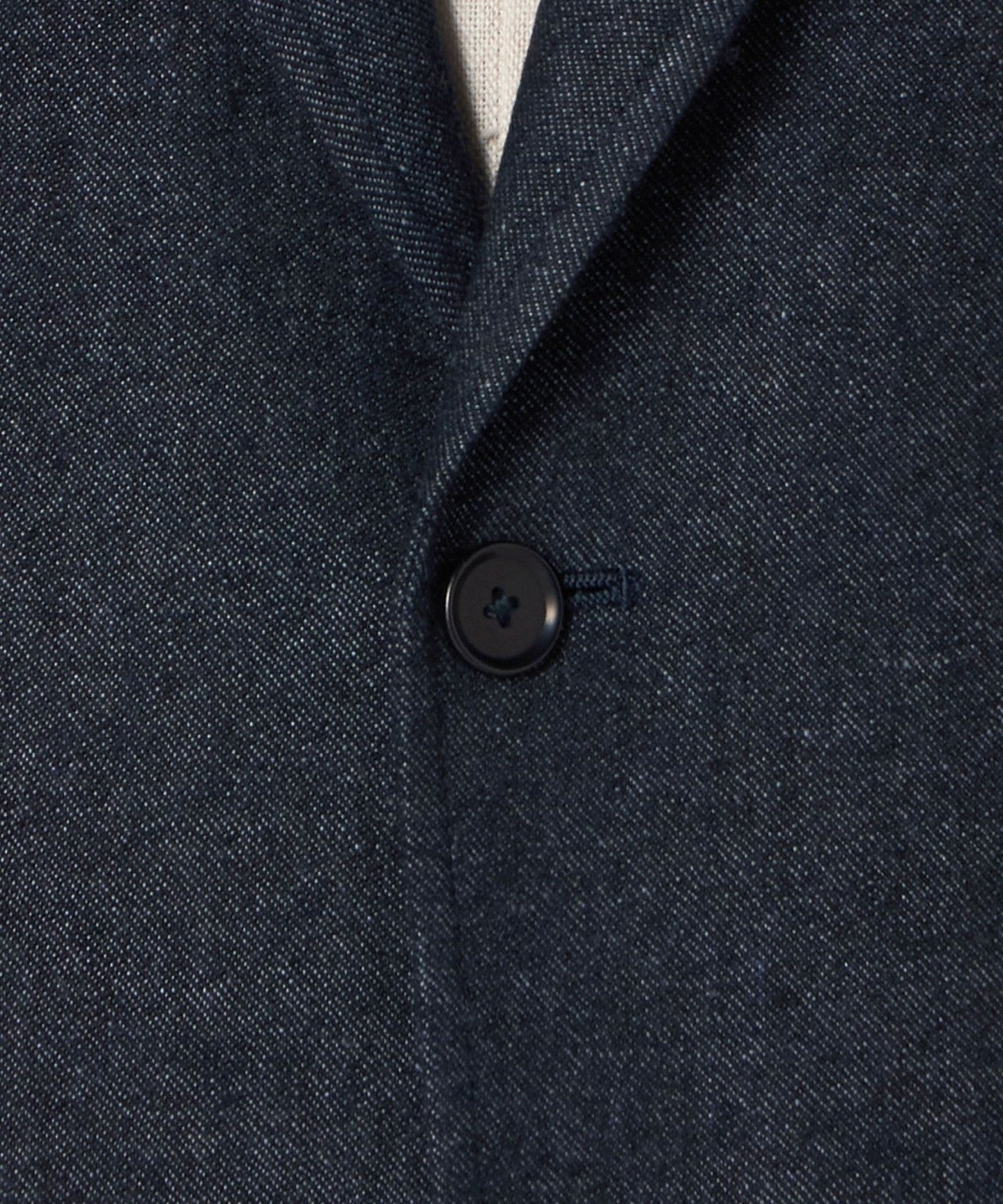 31221451747-d14.jpg