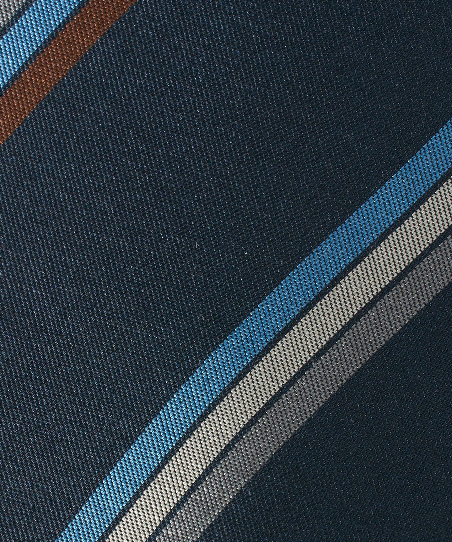 31346000072-d09.jpg