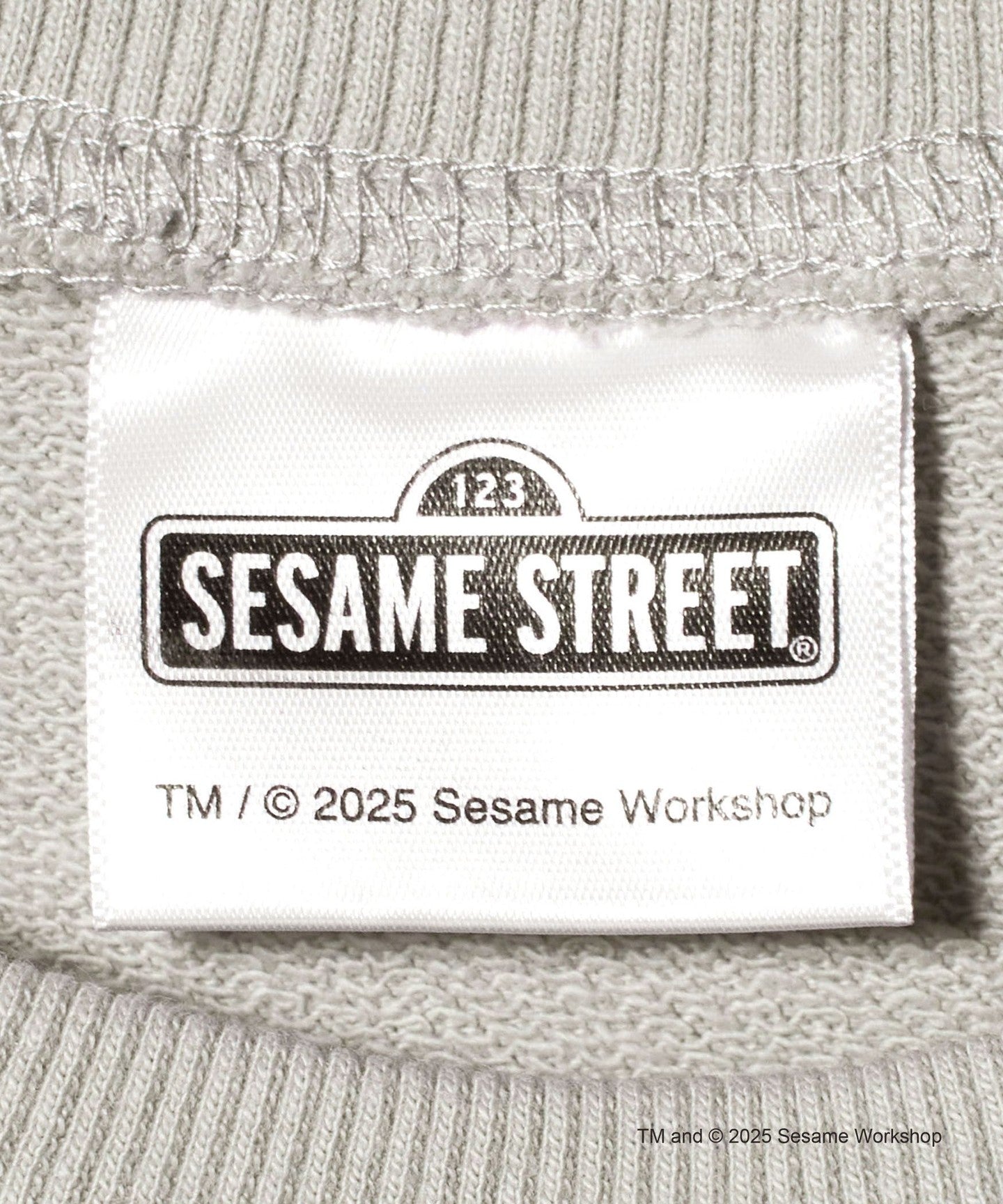 32124000039-d23.jpg
