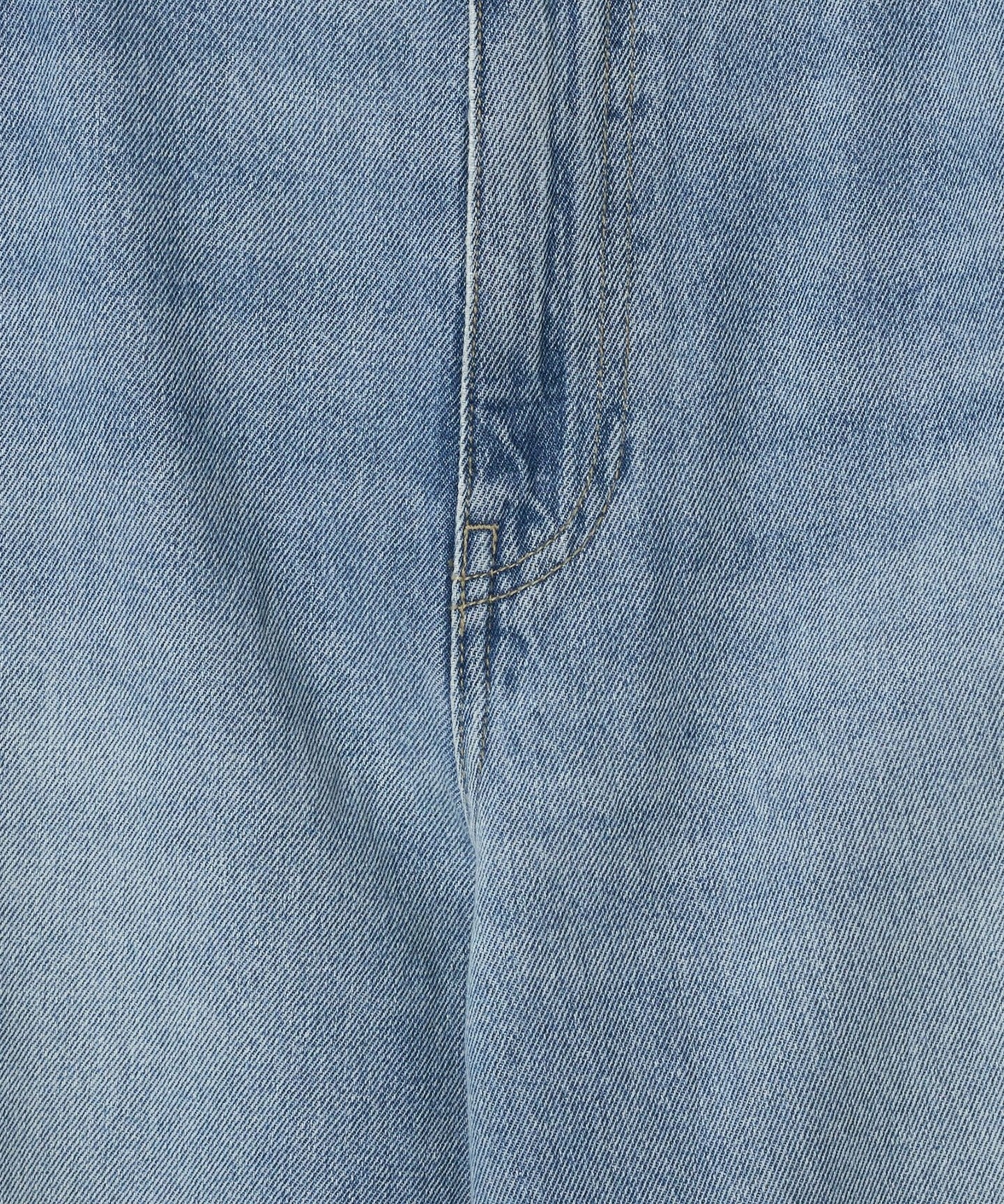 32141000122-d12.jpg