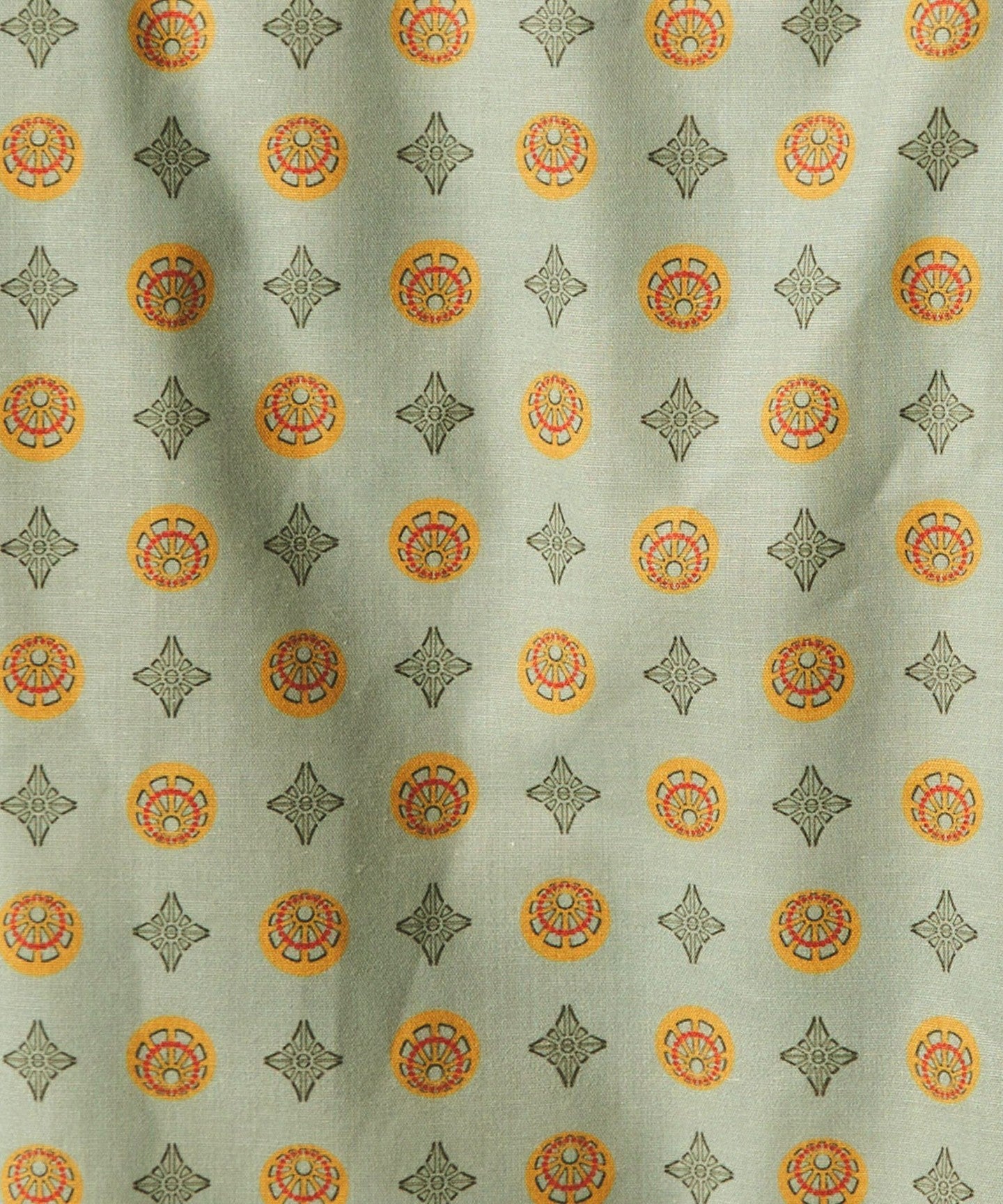 32161000063-d14.jpg