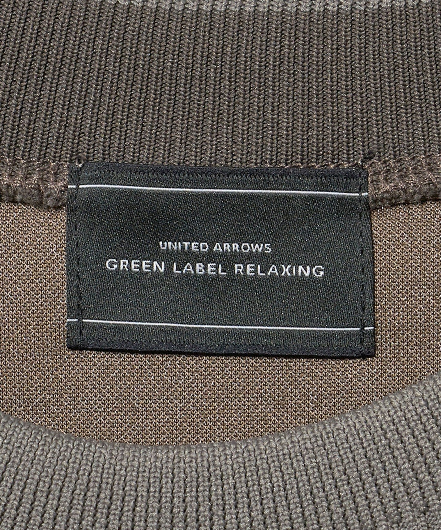 32171000042-d16.jpg